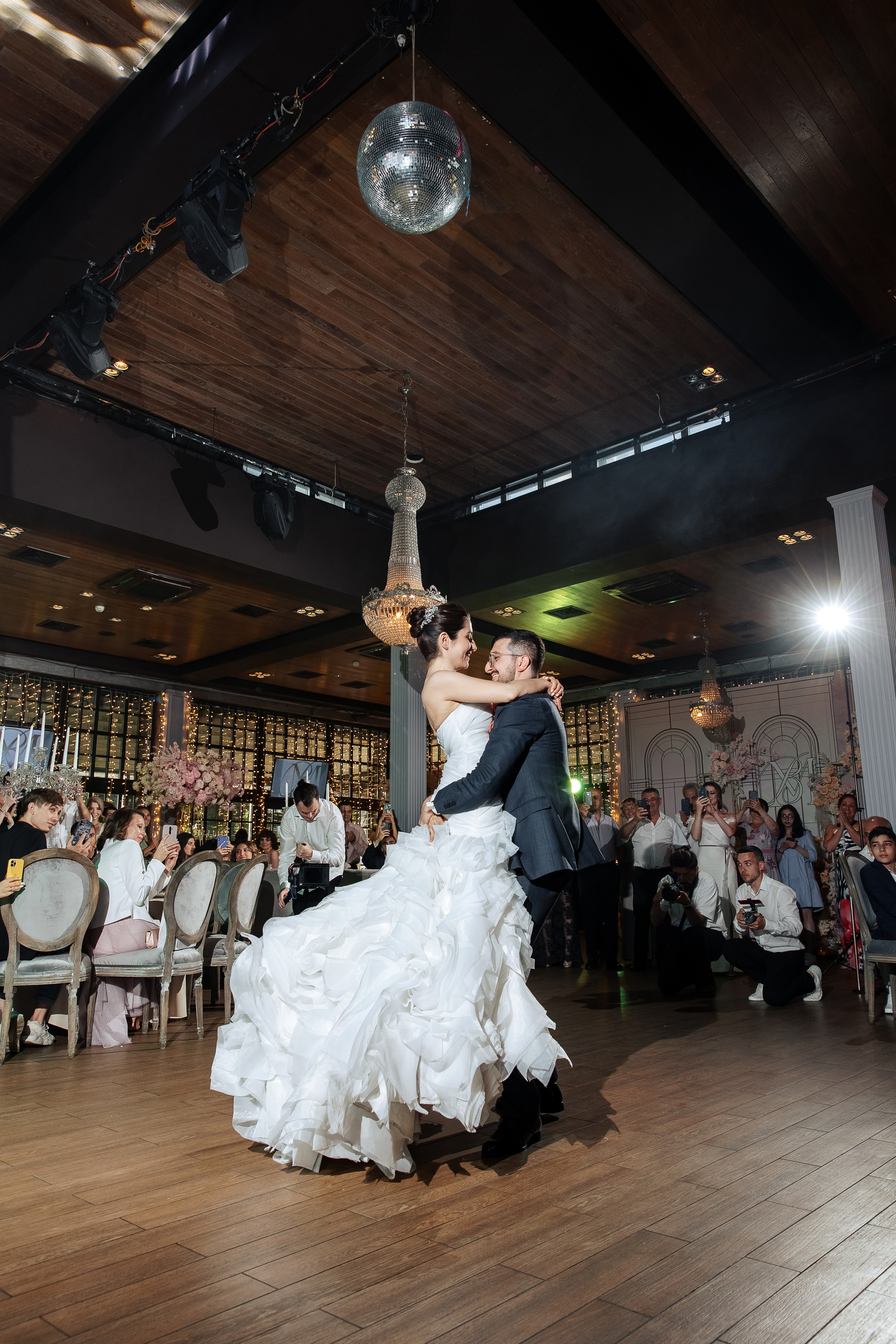 V&M. Свадебный репортажный фотограф в Москве