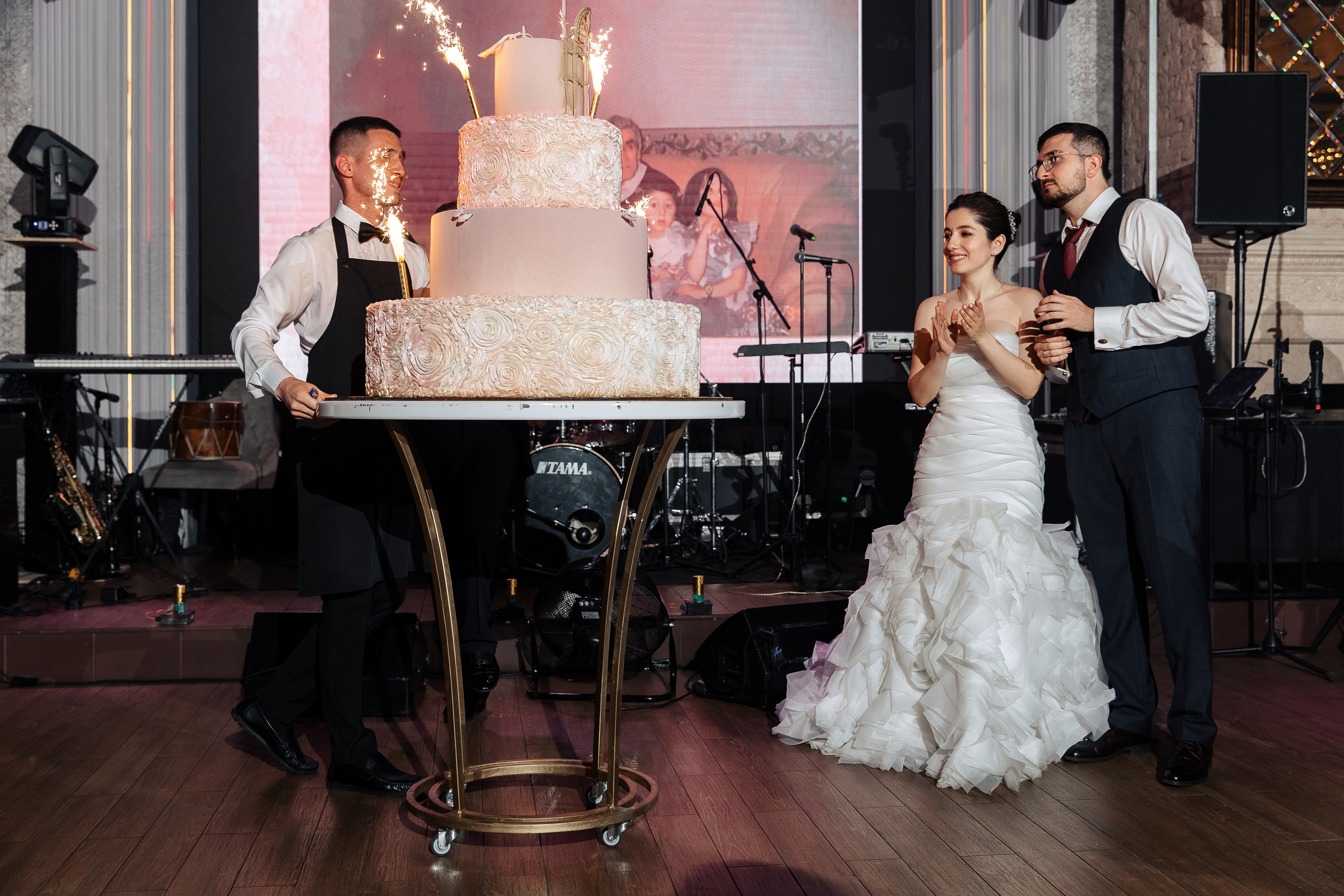 V&M. Свадебный репортажный фотограф в Москве