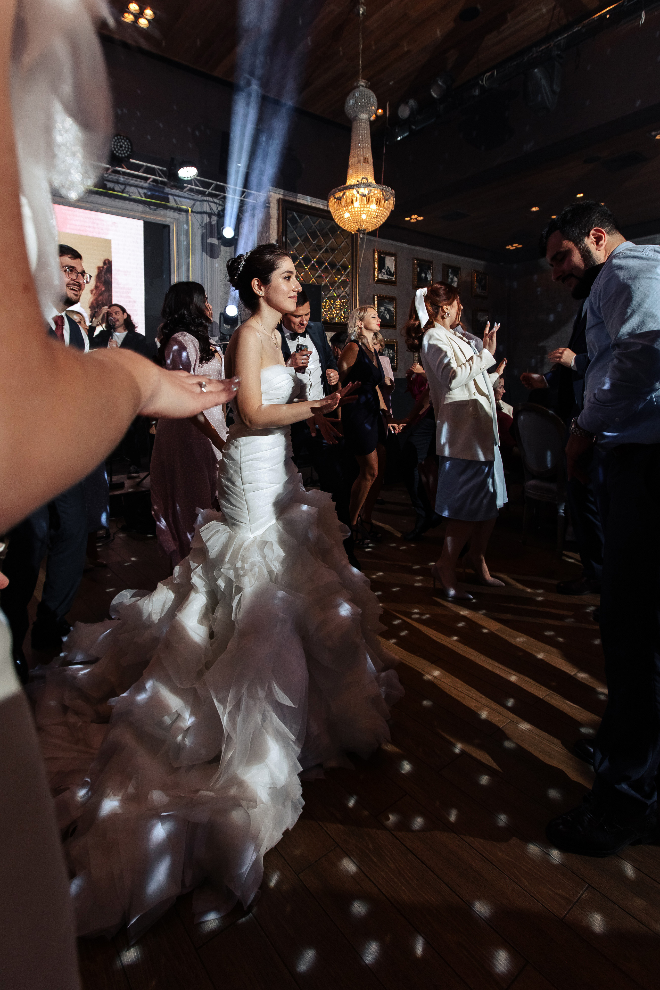 V&M. Свадебный репортажный фотограф в Москве