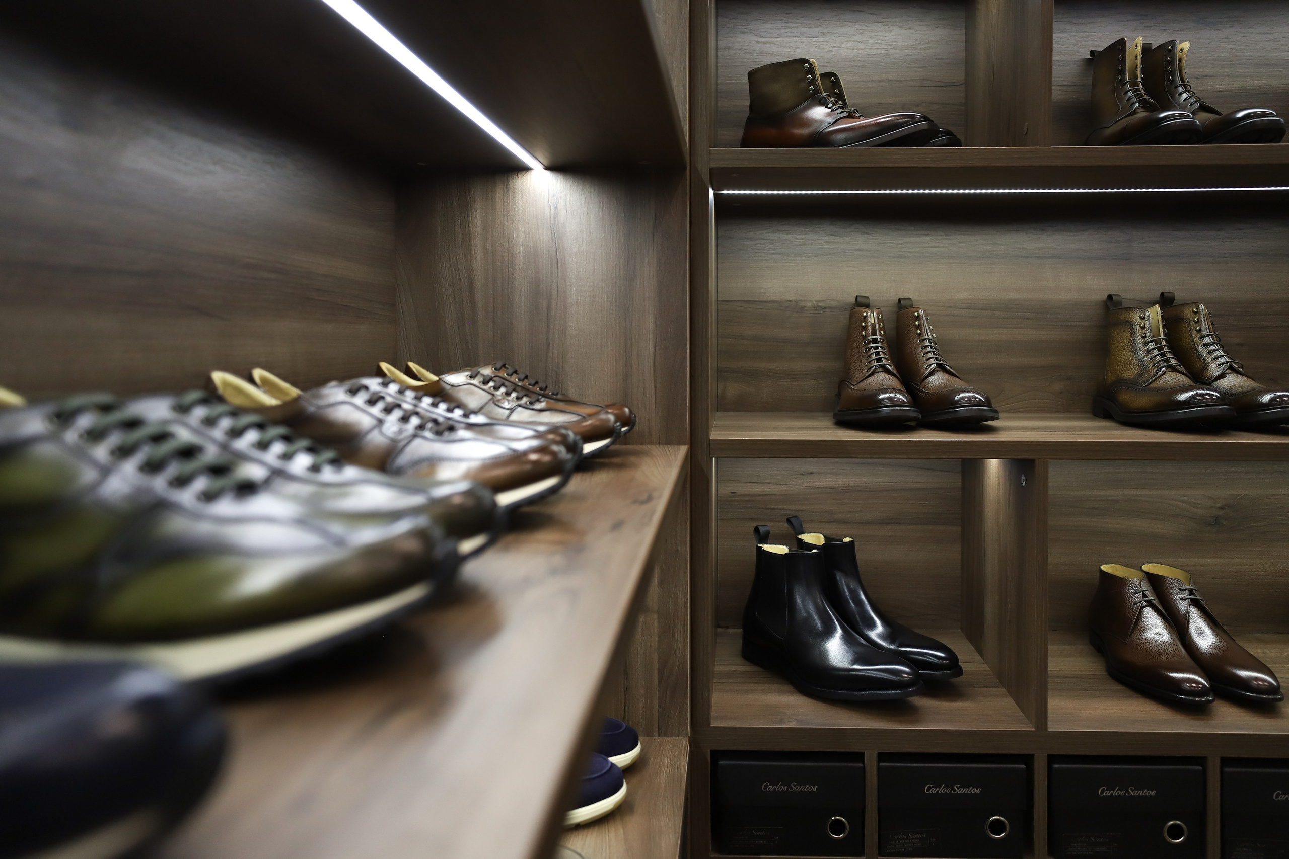 Магазин мужской обуви. Интерьерный фотограф в Санкт-Петербурге Ксения Сорокина
