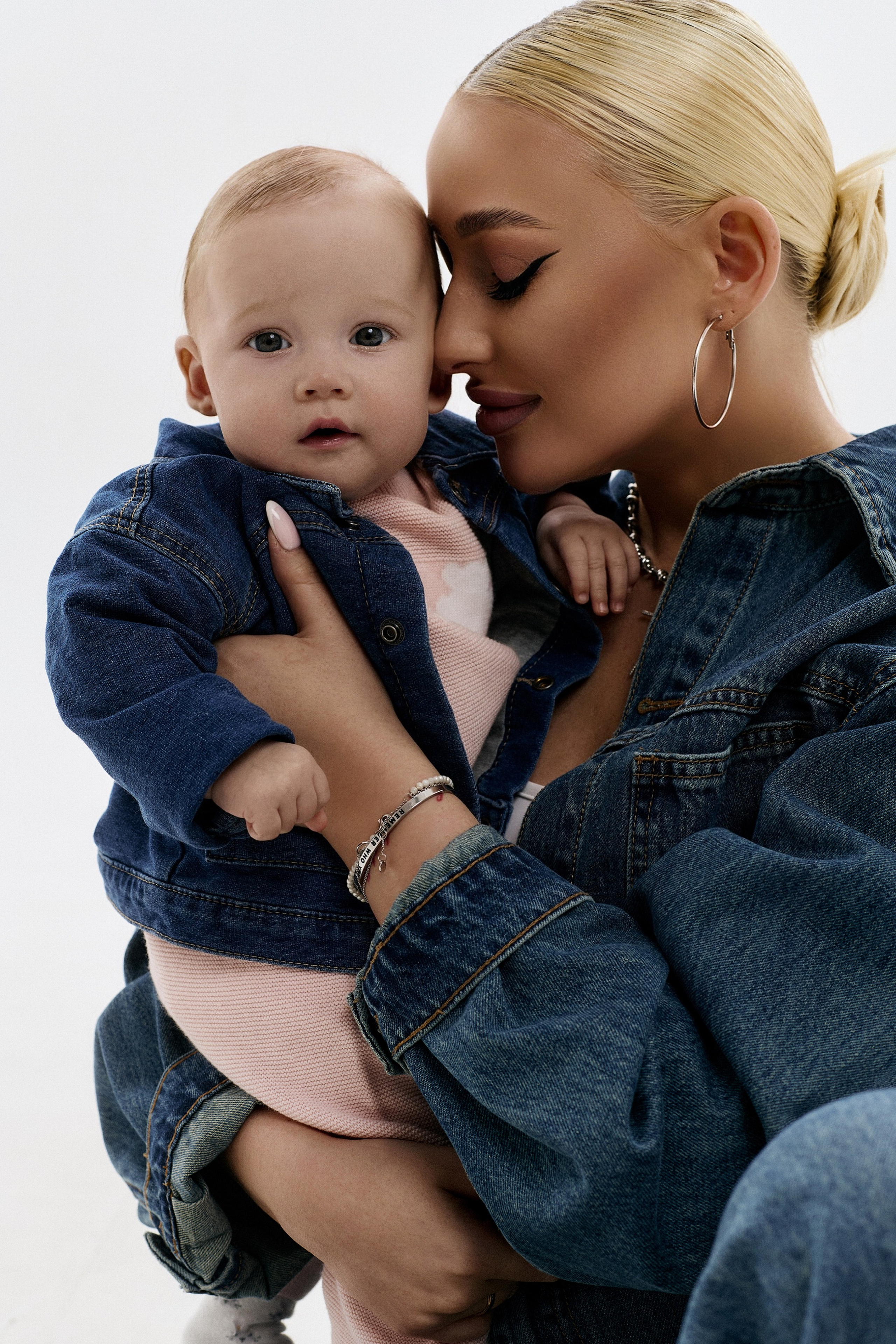 ANASTASIA & ANDREY & AVRORA. Ася Солопова, фотограф Тюмень