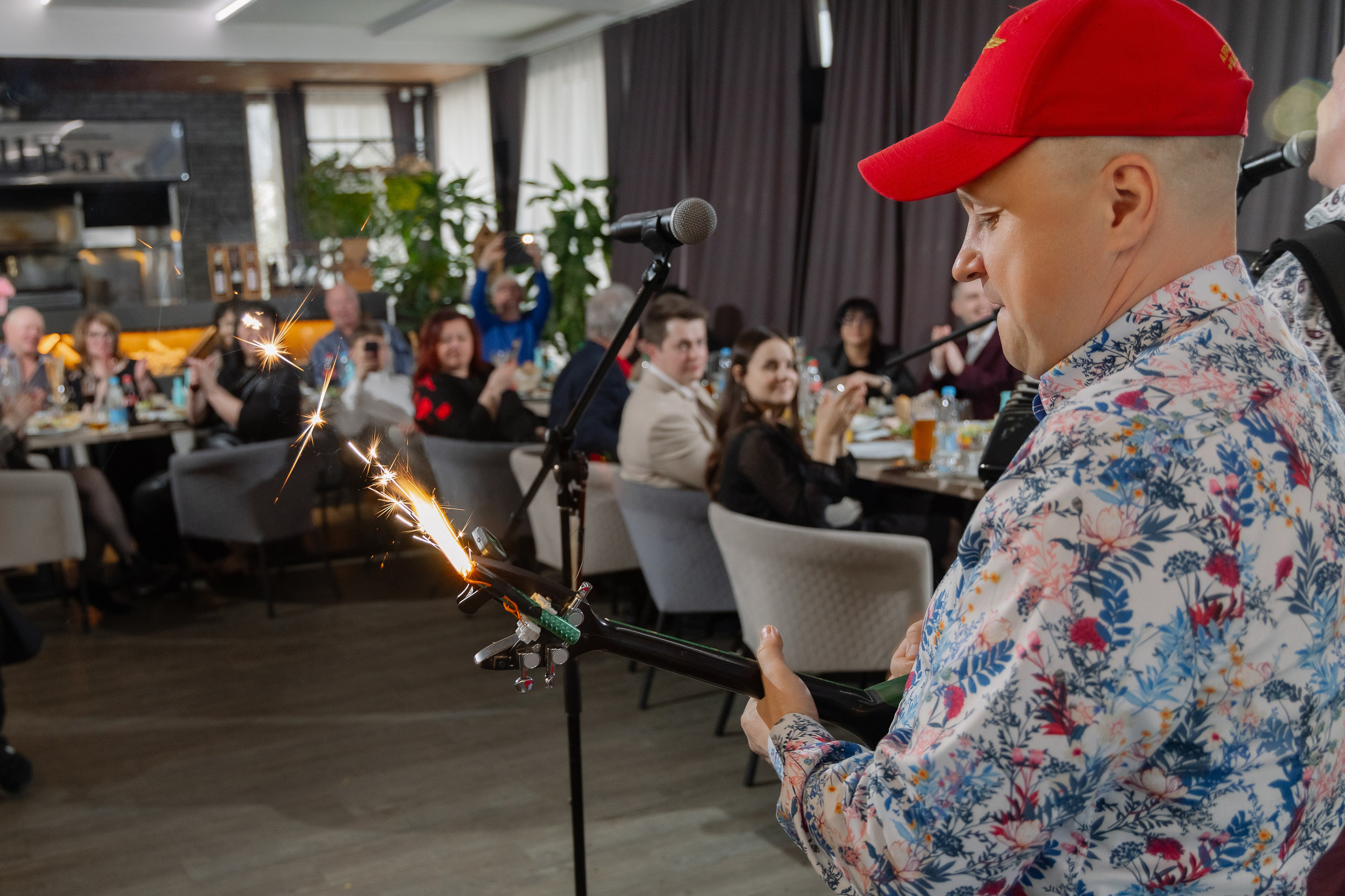 Фотосъемка юбилея в кафе BALDENINI в Минске. Свадебный фотограф в Минске/Беларуси Сергей Спиридонов