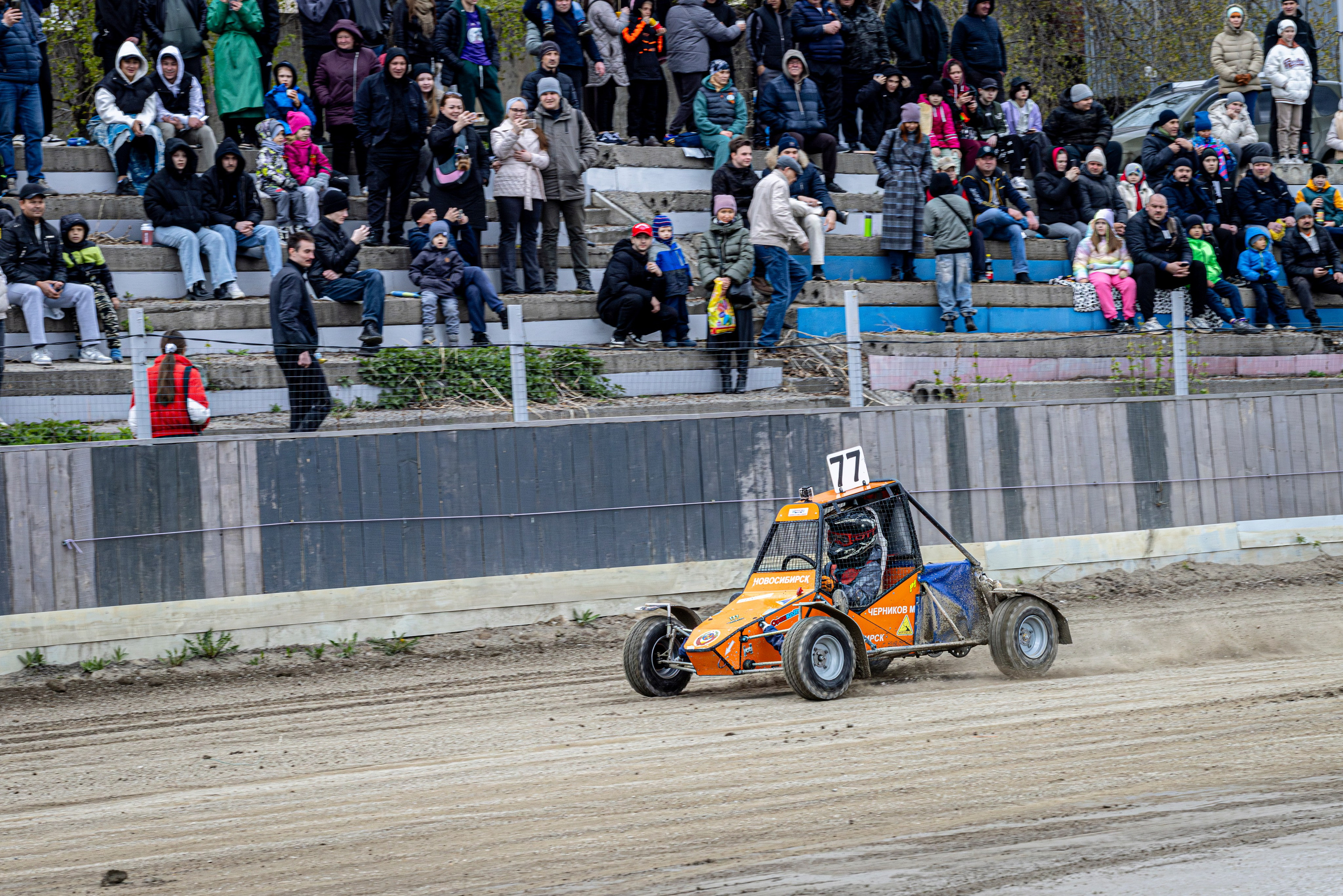Автогонки на гаревой дорожке. Bertran Ordo