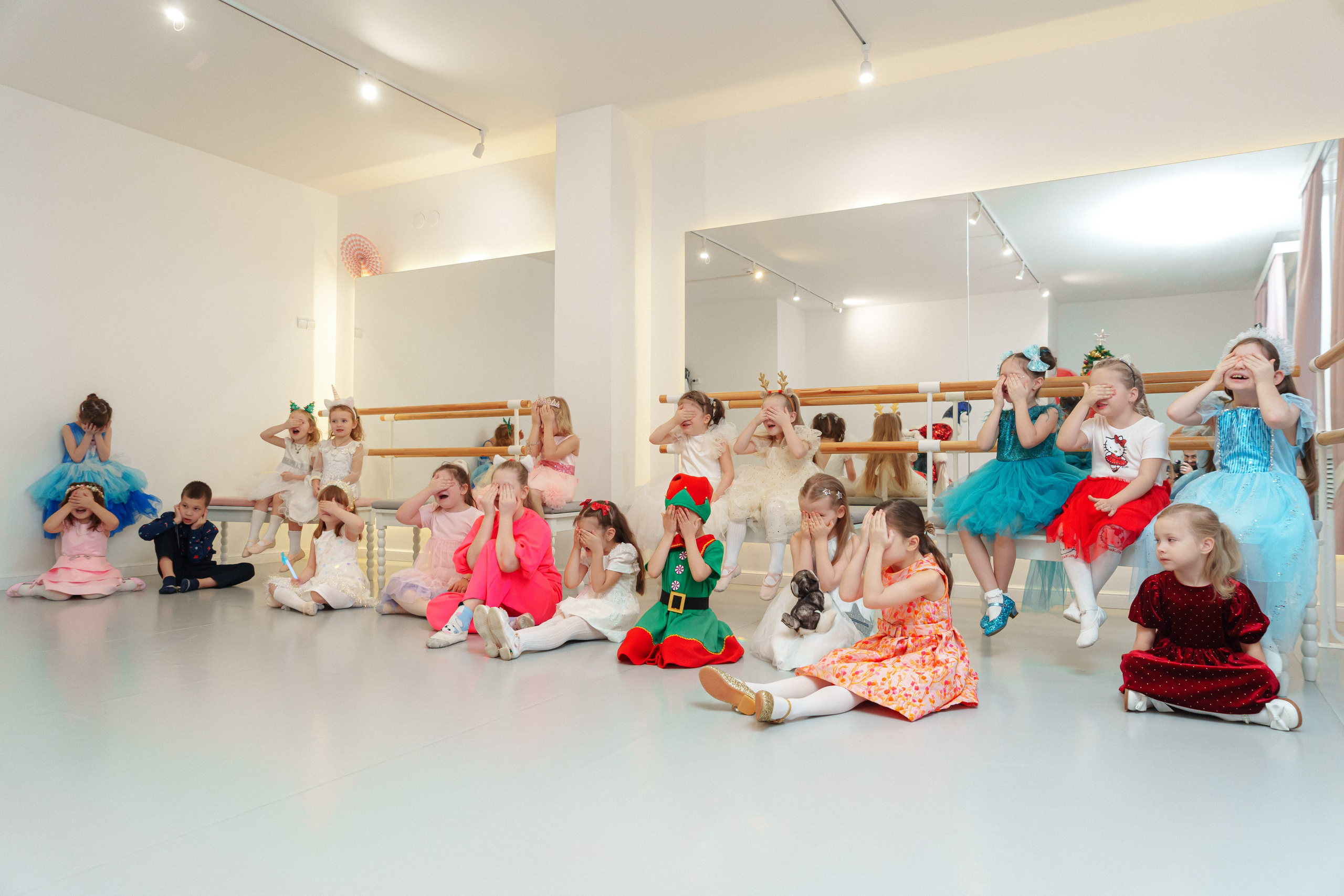 Балет с двух лет / Ёлки. Репортажный фотограф в Санкт-Петербурге Никита Лу
