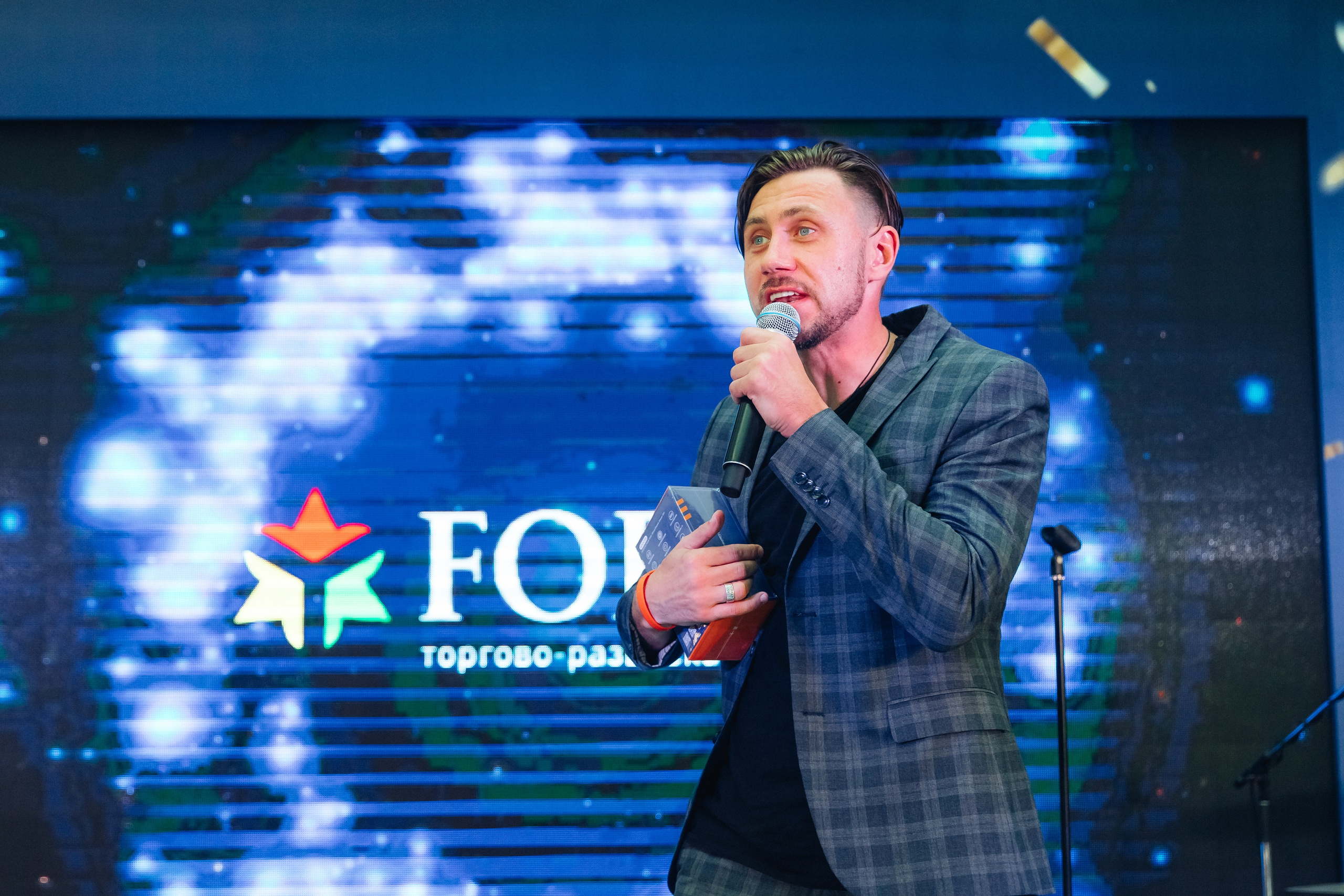 5 лет ТЦ Форум. Свадебный и семейный фотограф в Улан-Удэ