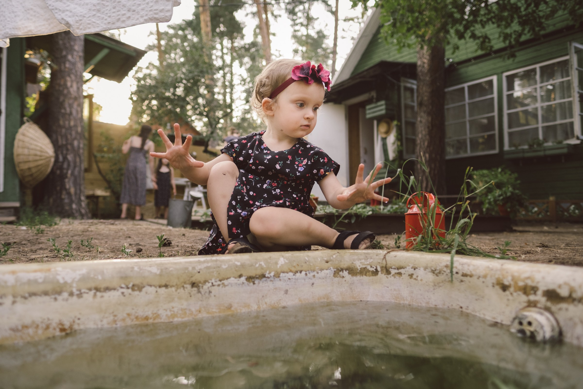 На даче. Свадебные и семейные фотографы в Москве Максим и Оксана Первомай