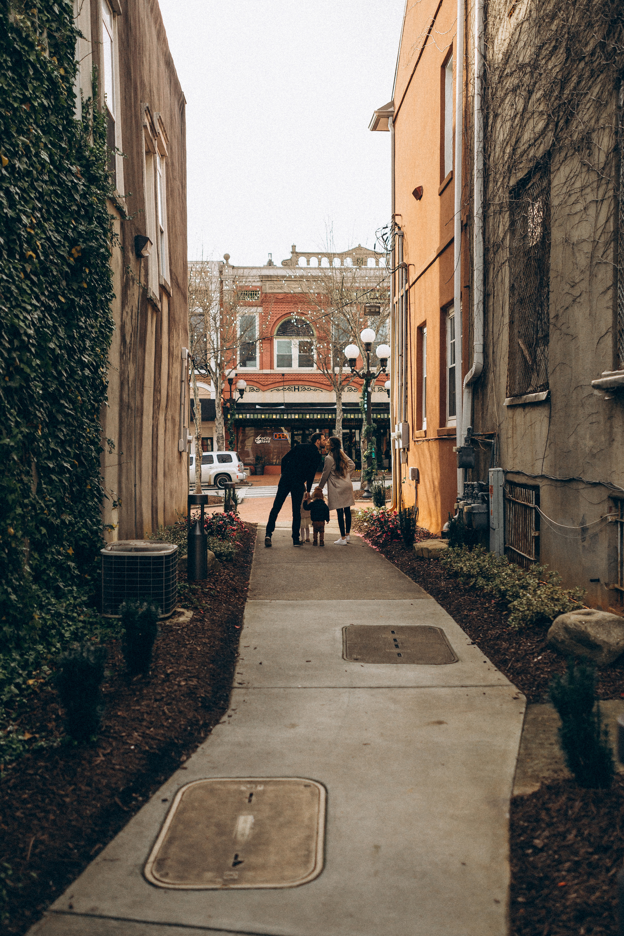 Made with Love. Семейный и свадебный фотограф в Екатеринбурге