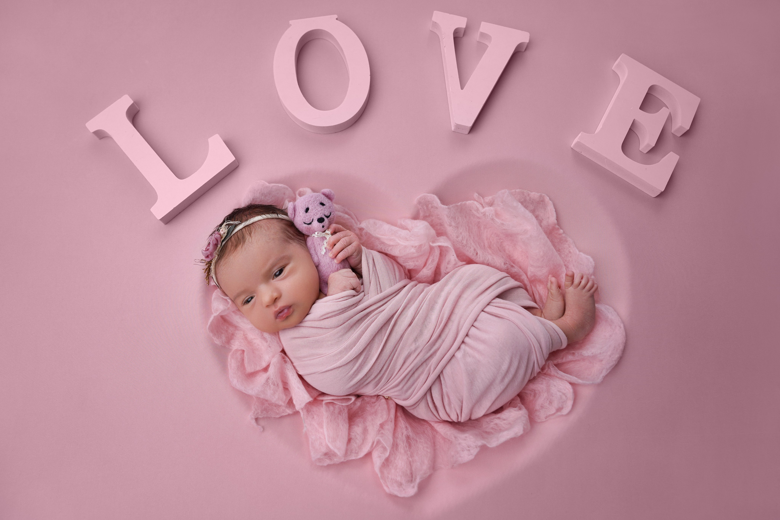 Новорожденные. Фотограф новорожденных, детей до года и беременных в Симферополе