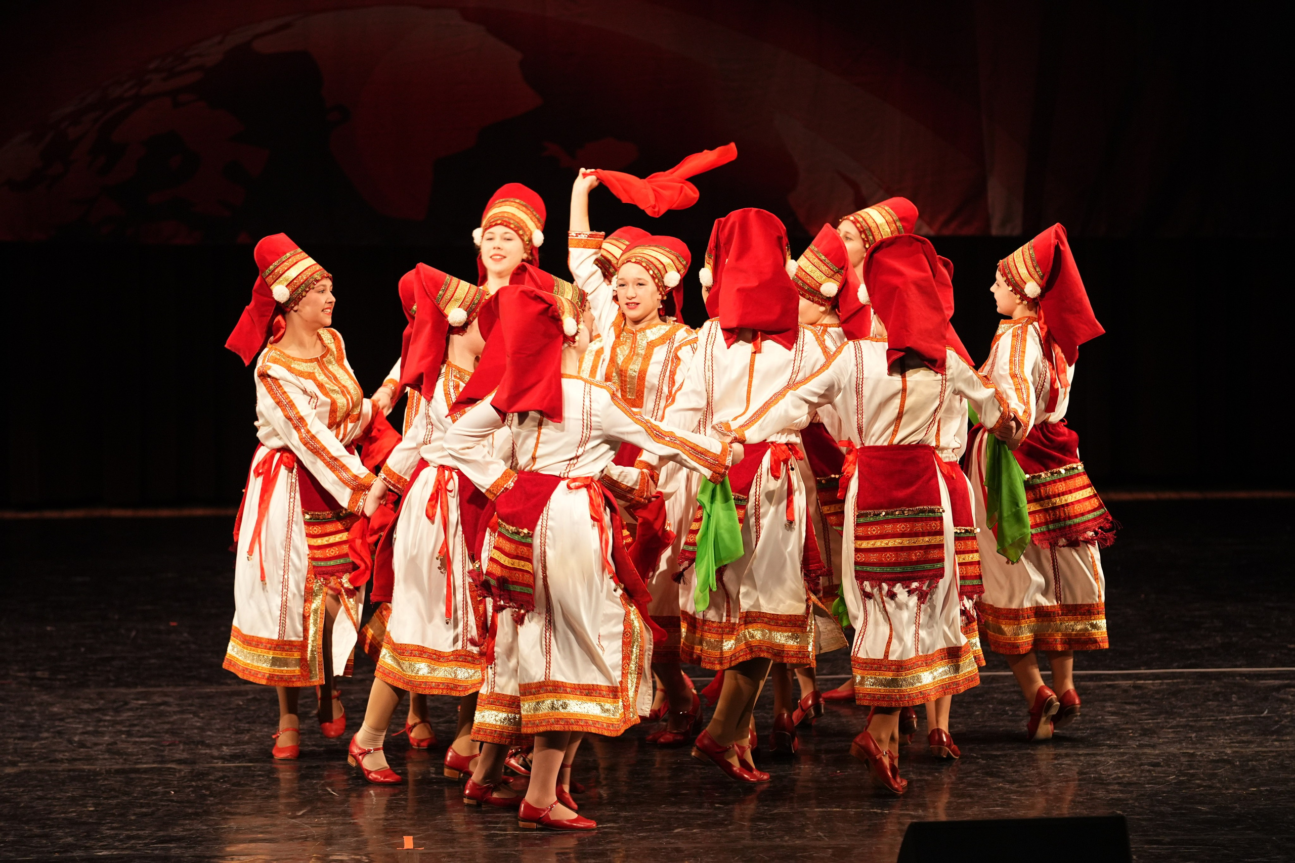 7 декабря, блок 1, г. Москва. Золотое яблочко