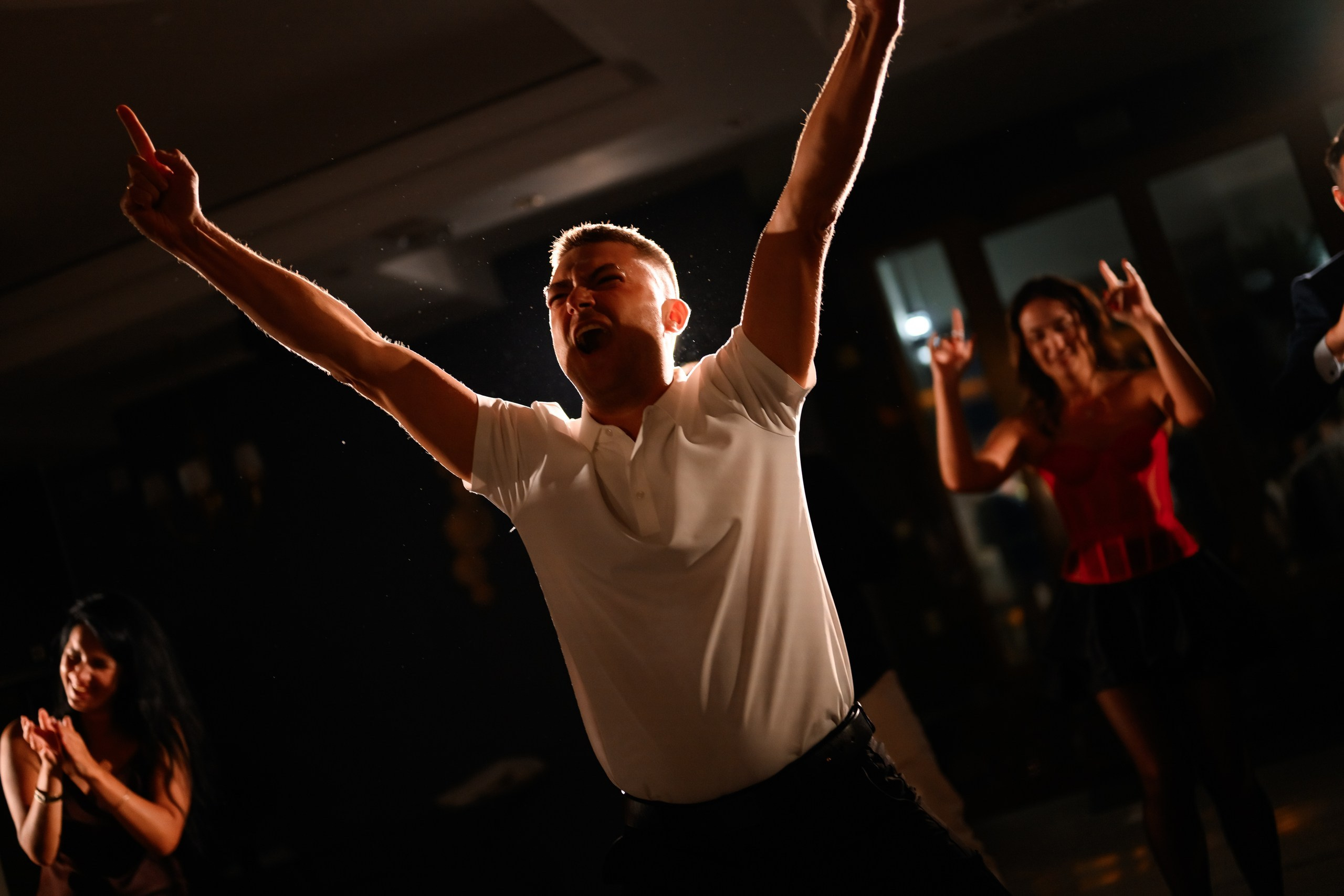 Фотограф на свадьбу Минск Москва Санкт-Петербург Свадебный фотограф Фотограф на свадьбу Репортажный фотограф Love Story Свадебная прогулка. Свадебный фотограф — Крюков Константин