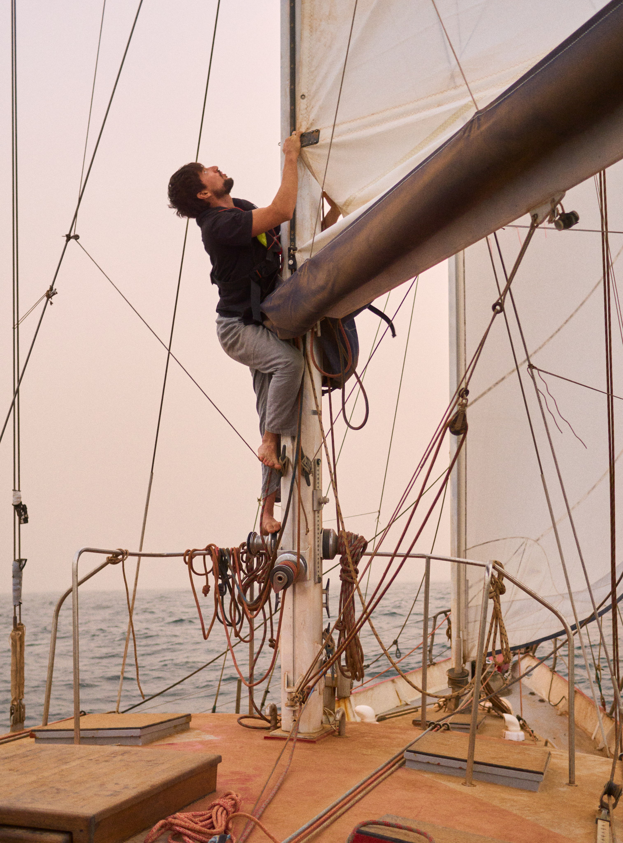 Morocco-Gambia. See the moment and catche. commercial and reportage