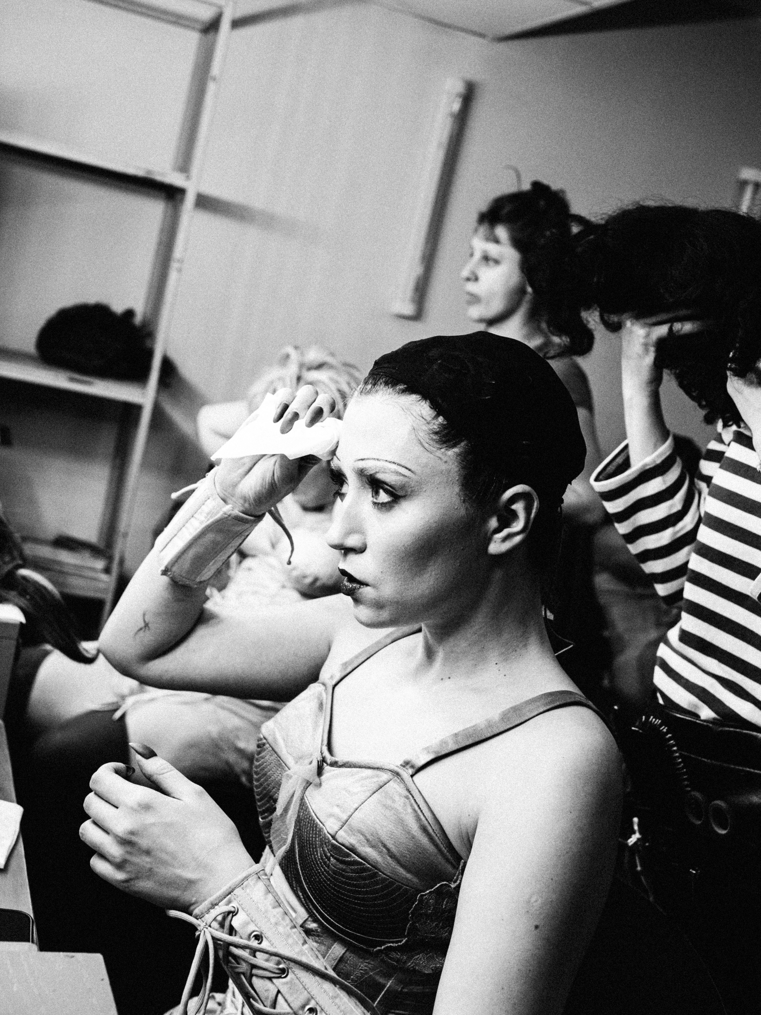 Theatre backstages. Portrait and backstage photographer Nina Crane