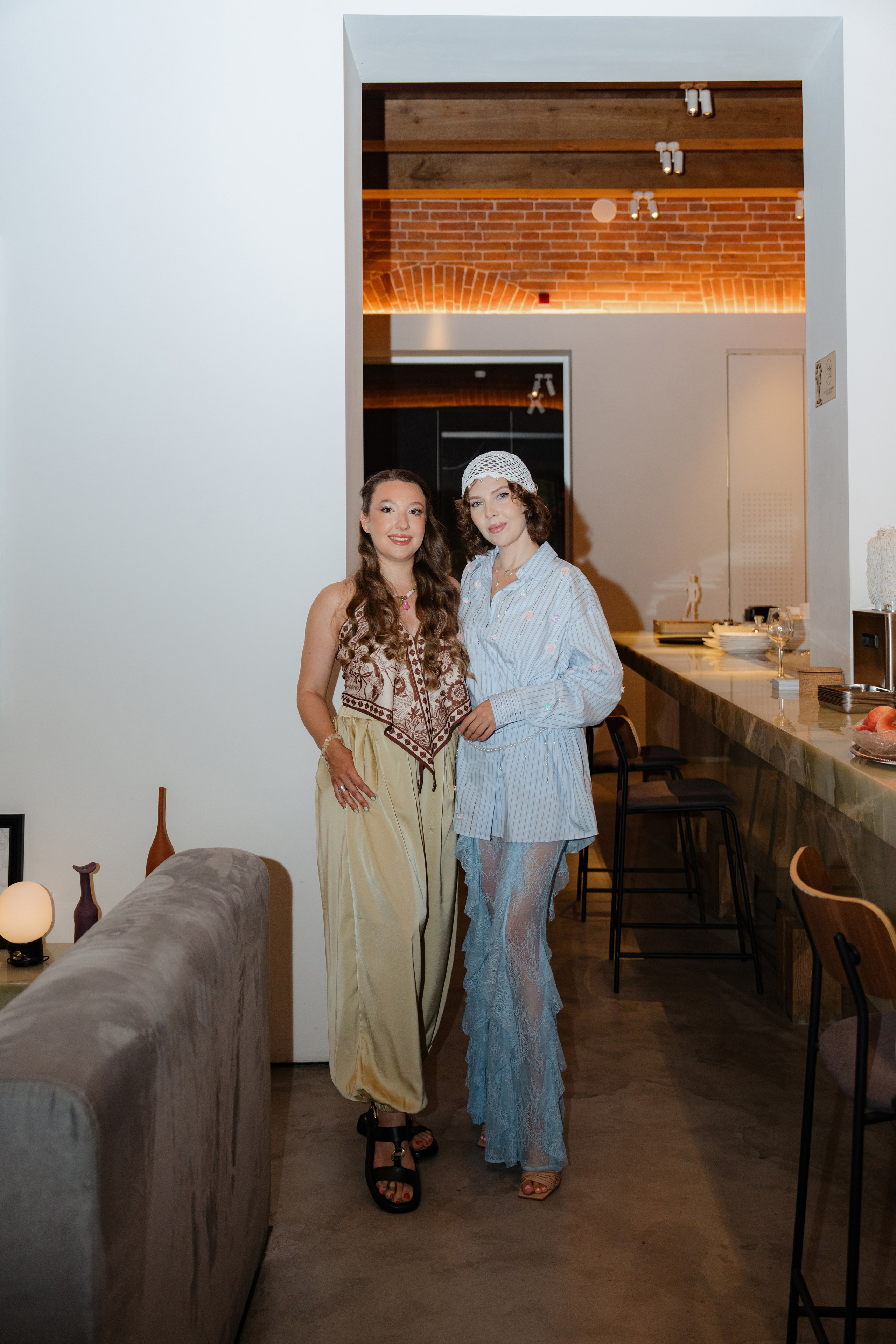 Денис рождения Ольги в Ave Bistro. Фотограф с психологическим образованием