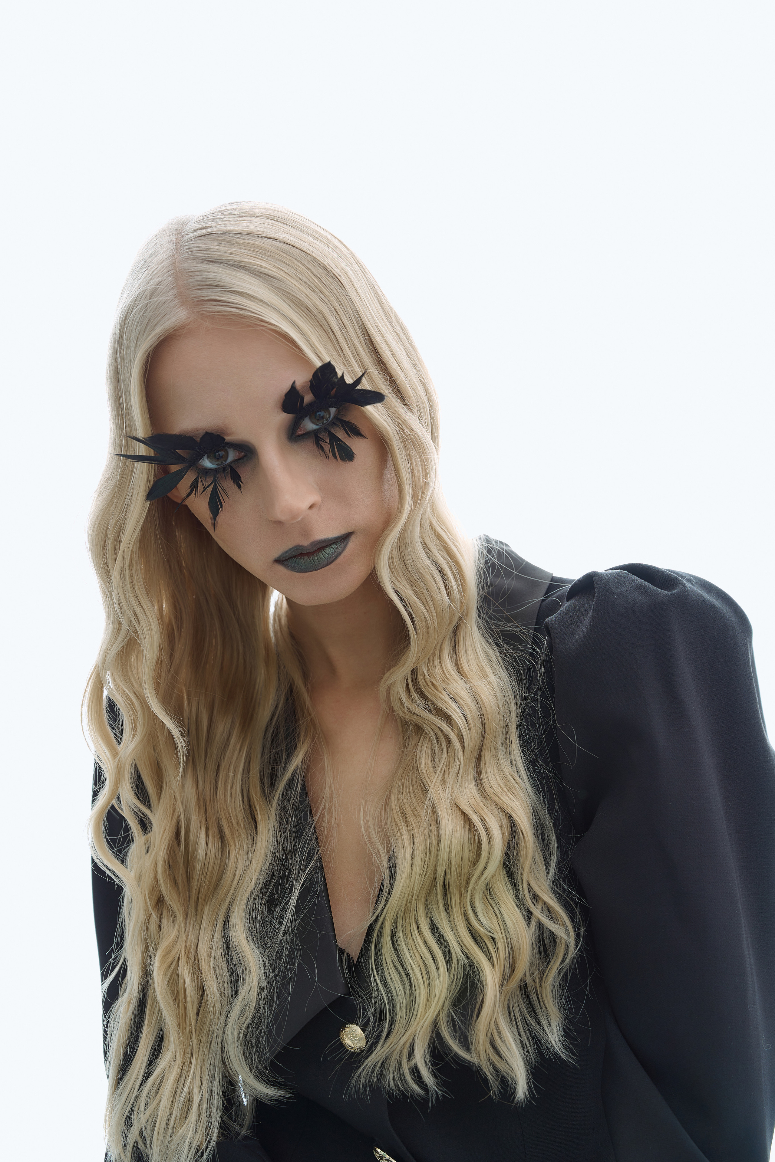 Black Dress. Z H U R A V L E V