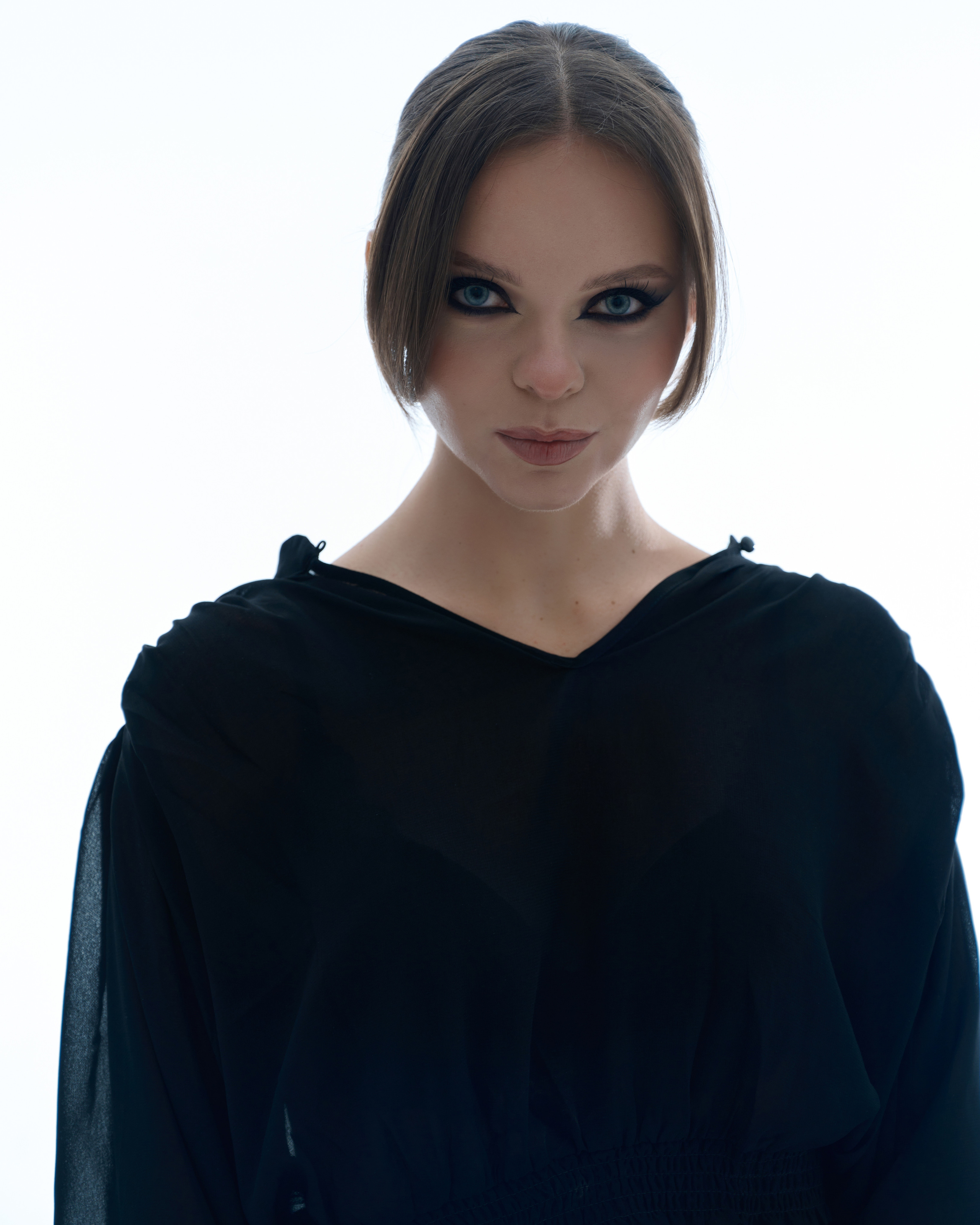 Marina. Z H U R A V L E V