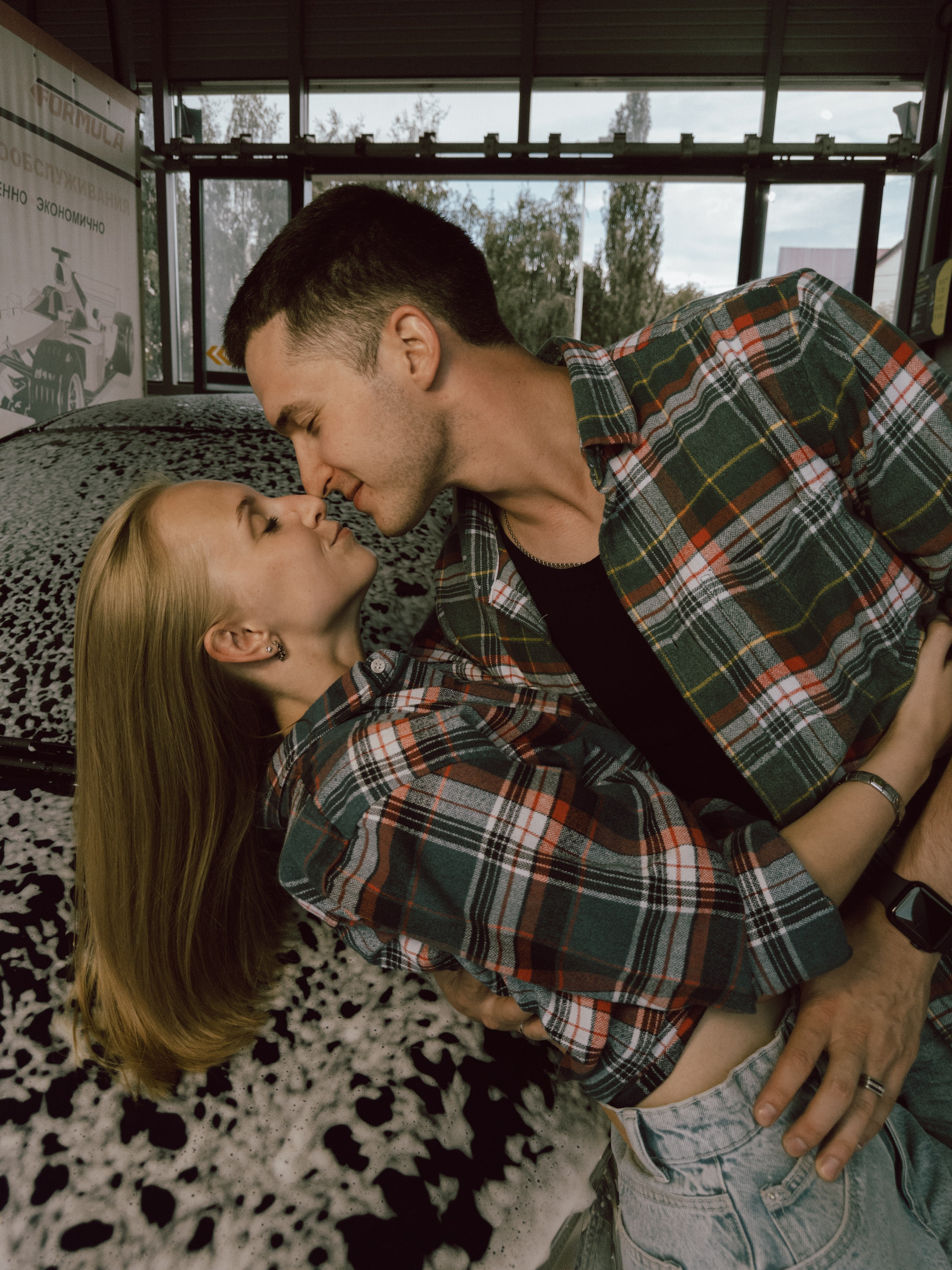 Романтика на автомойке. Фотограф Барнаул Софья Бояринова