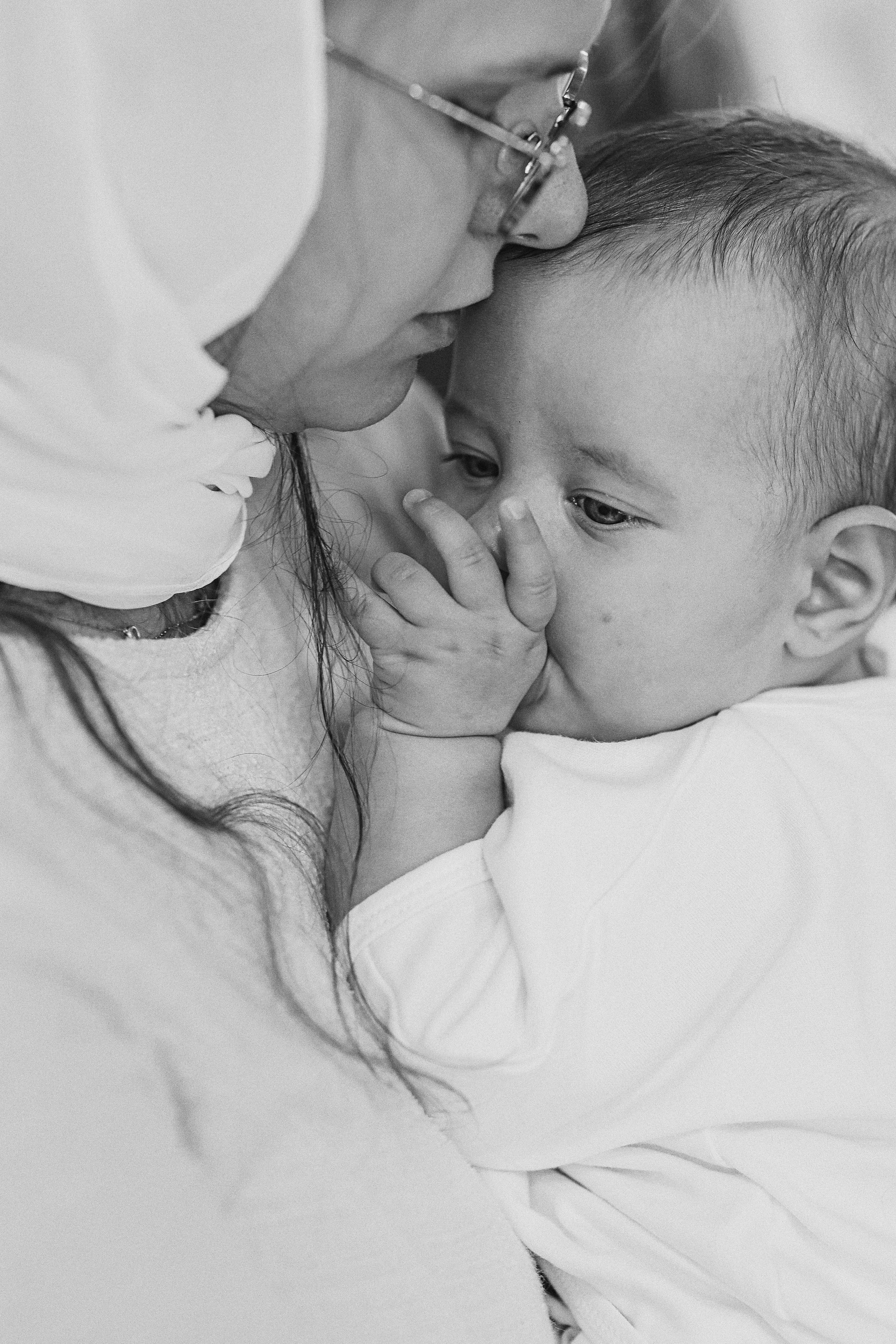 Крещение церковь около моста влюбленных. Семейный фотограф Тюмень, фотограф на роды Салмина Мария