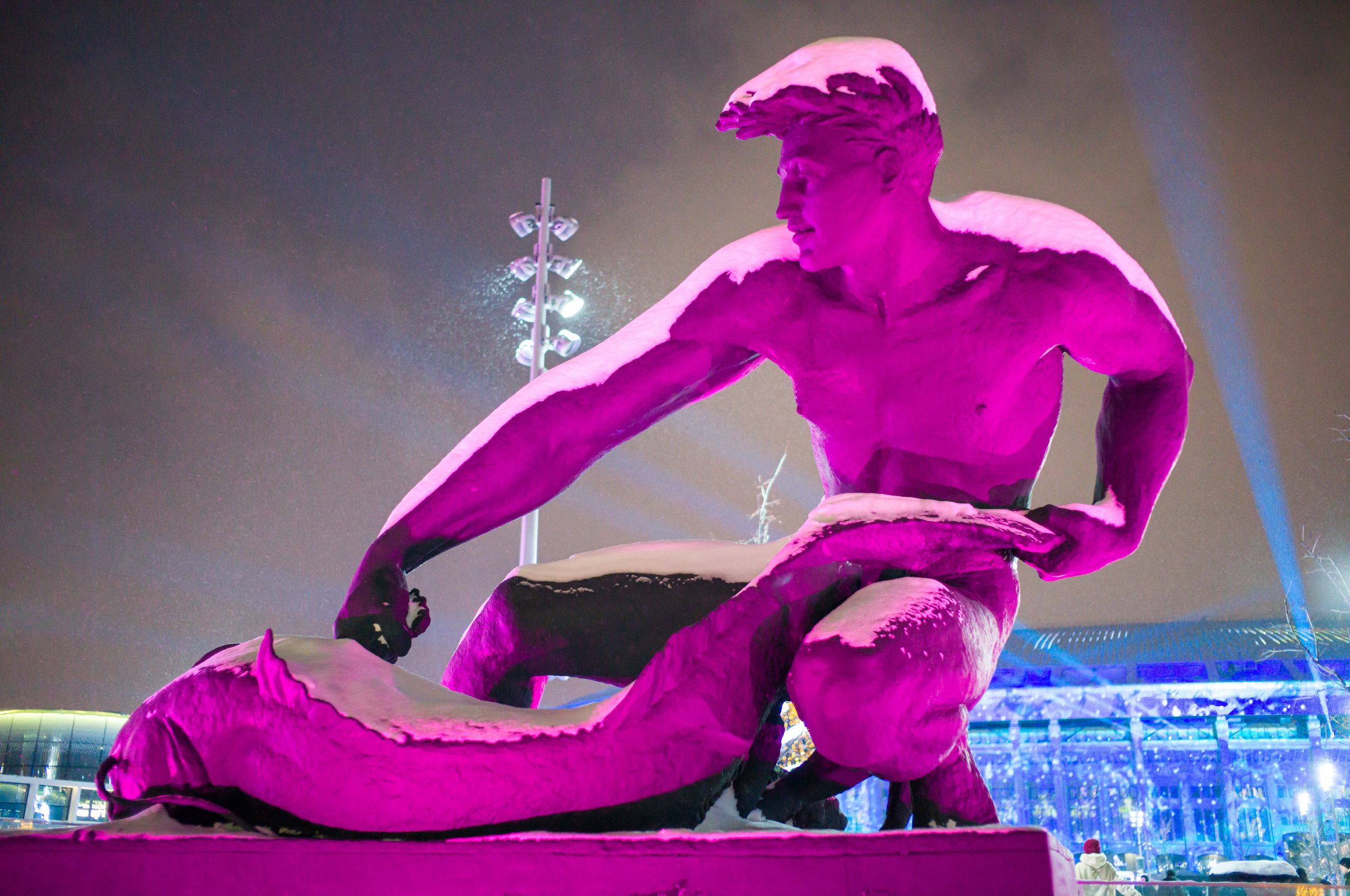 Новогоднее освещение Лужников в Москве