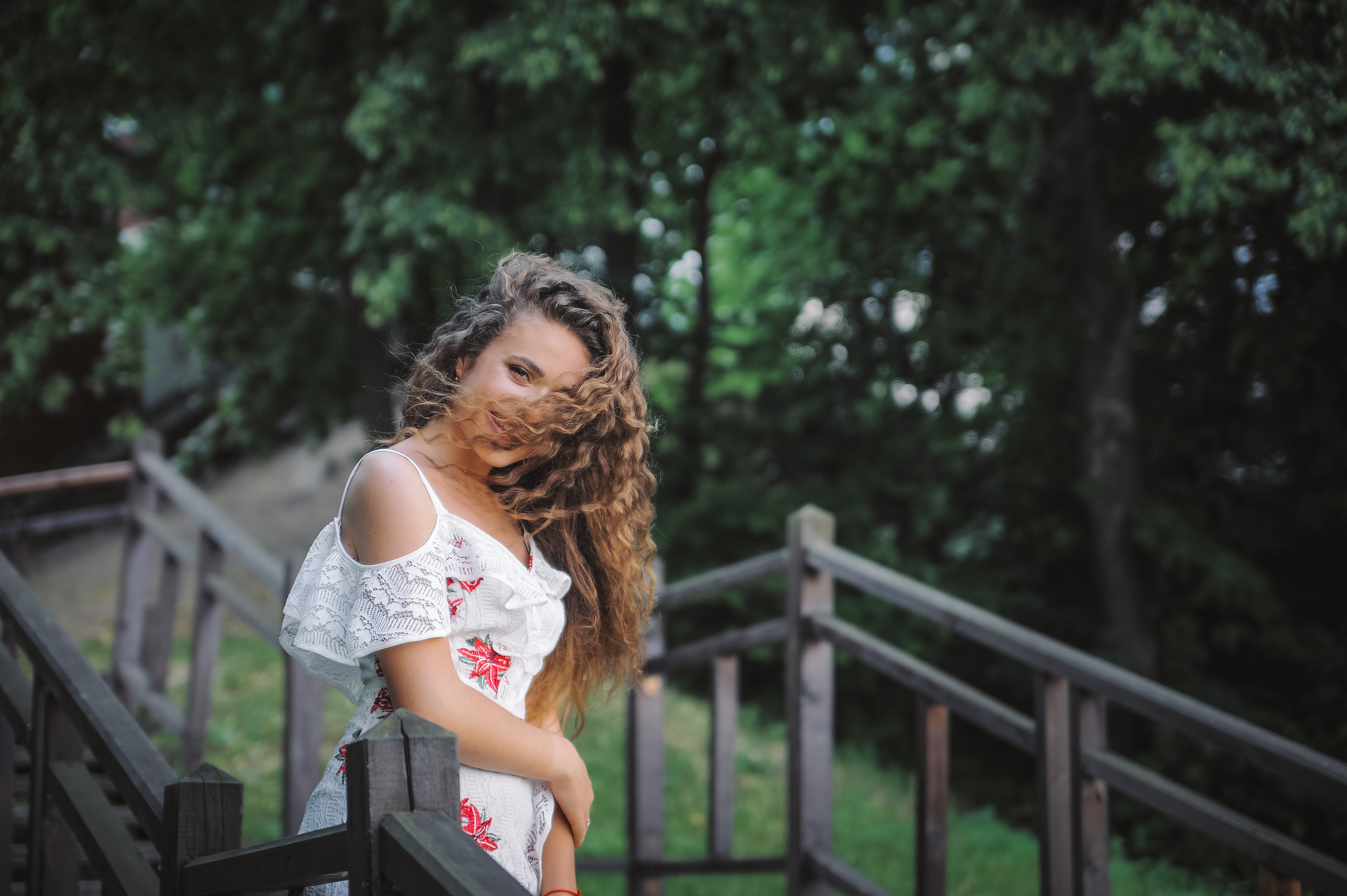 Лена в Лошицком парке. Свадебный и портретный фотограф в Минске Наташа Каракулова