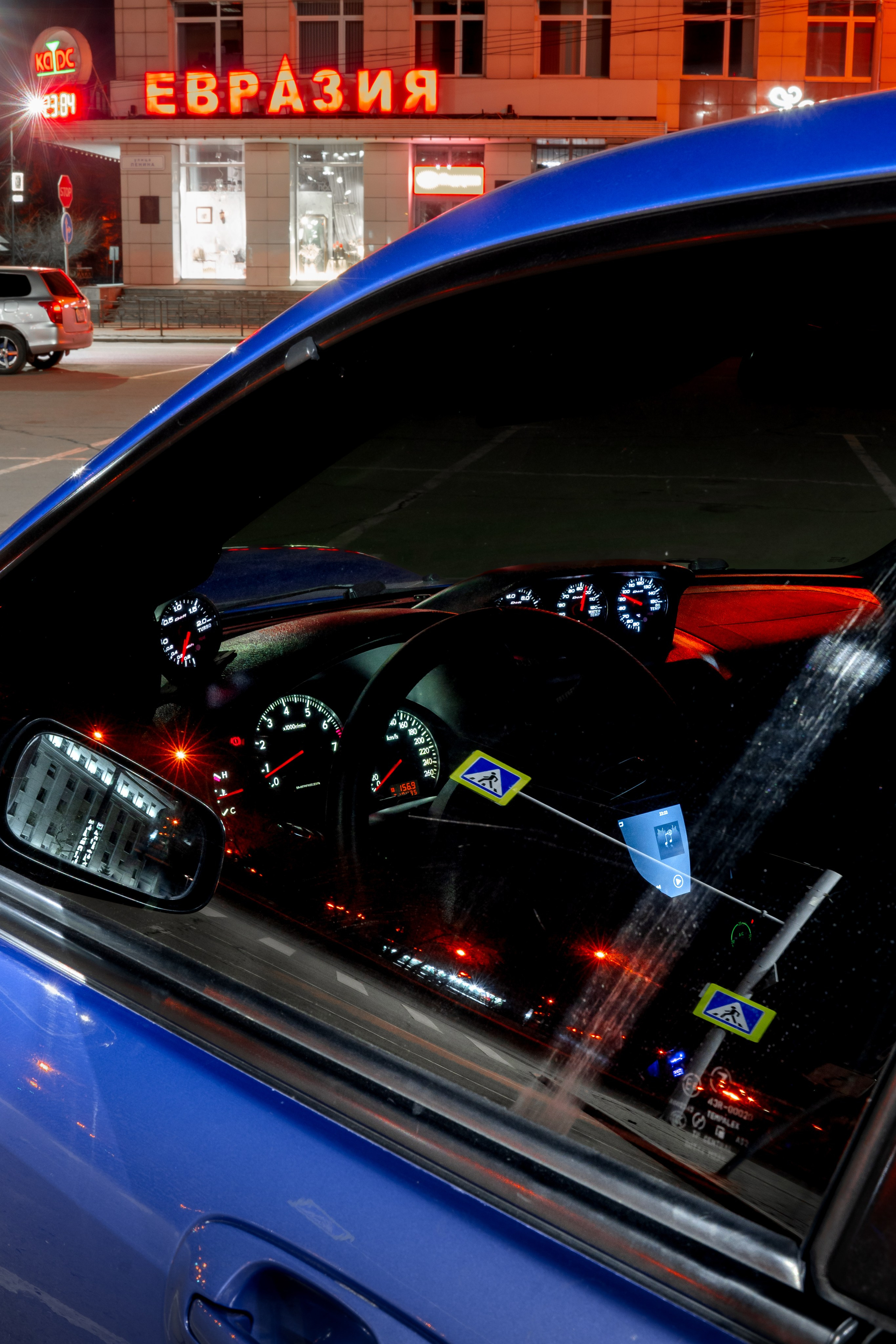 Subaru Impreza WRX STI 25'. Фотограф, видеограф и пилот дрона на Байкале