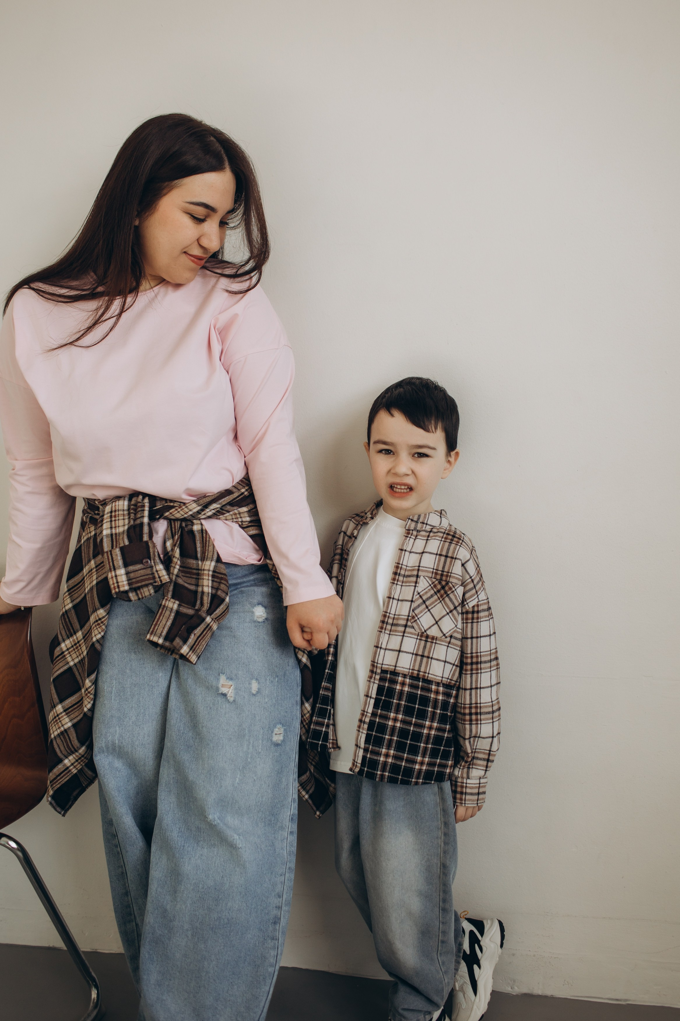 Фотосессия с попкорном фотосессия мама и сын. Фотограф Владимир Москва