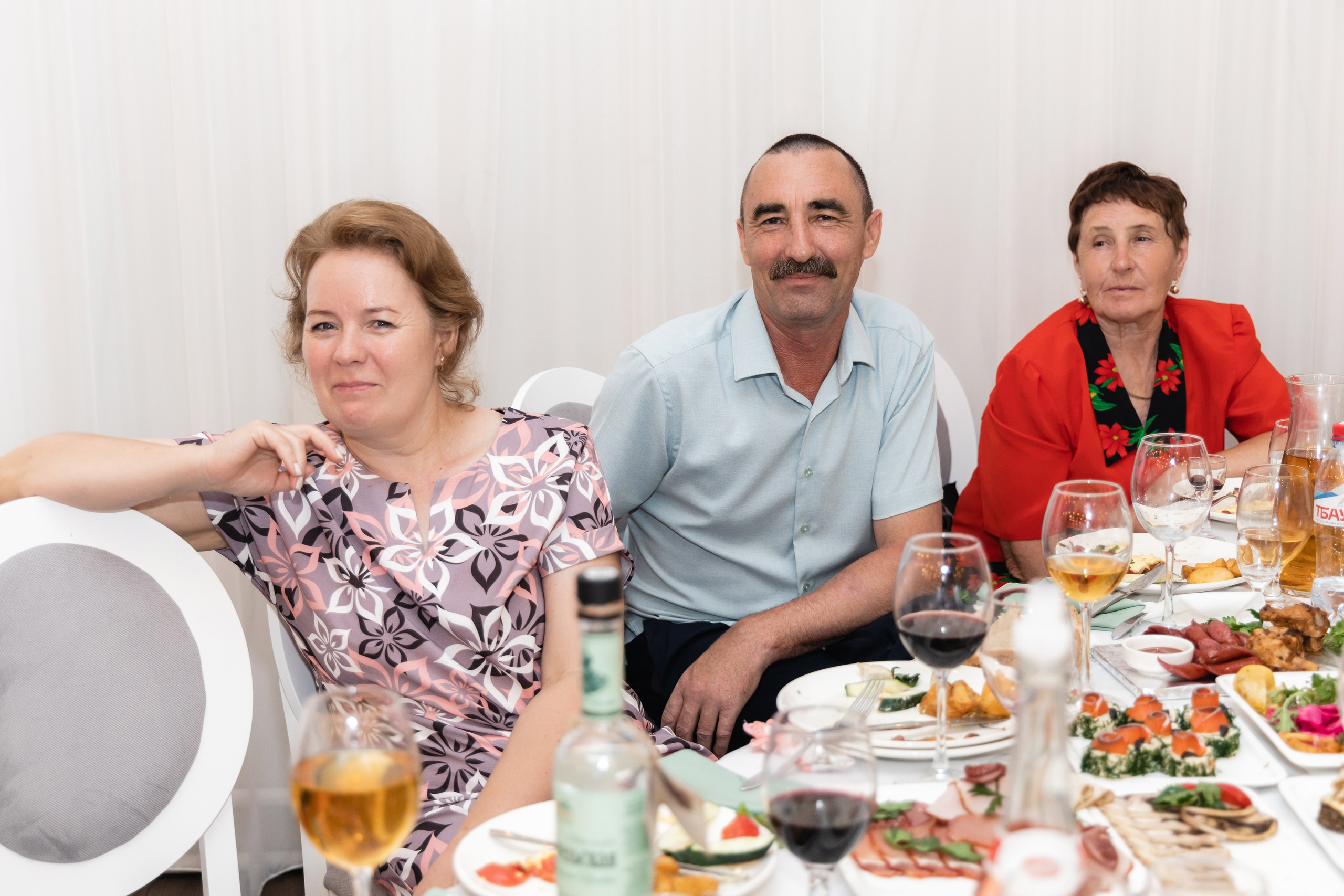 Алёна и Денис (полный день). Фотограф в Барнауле Юлия Садвокасова