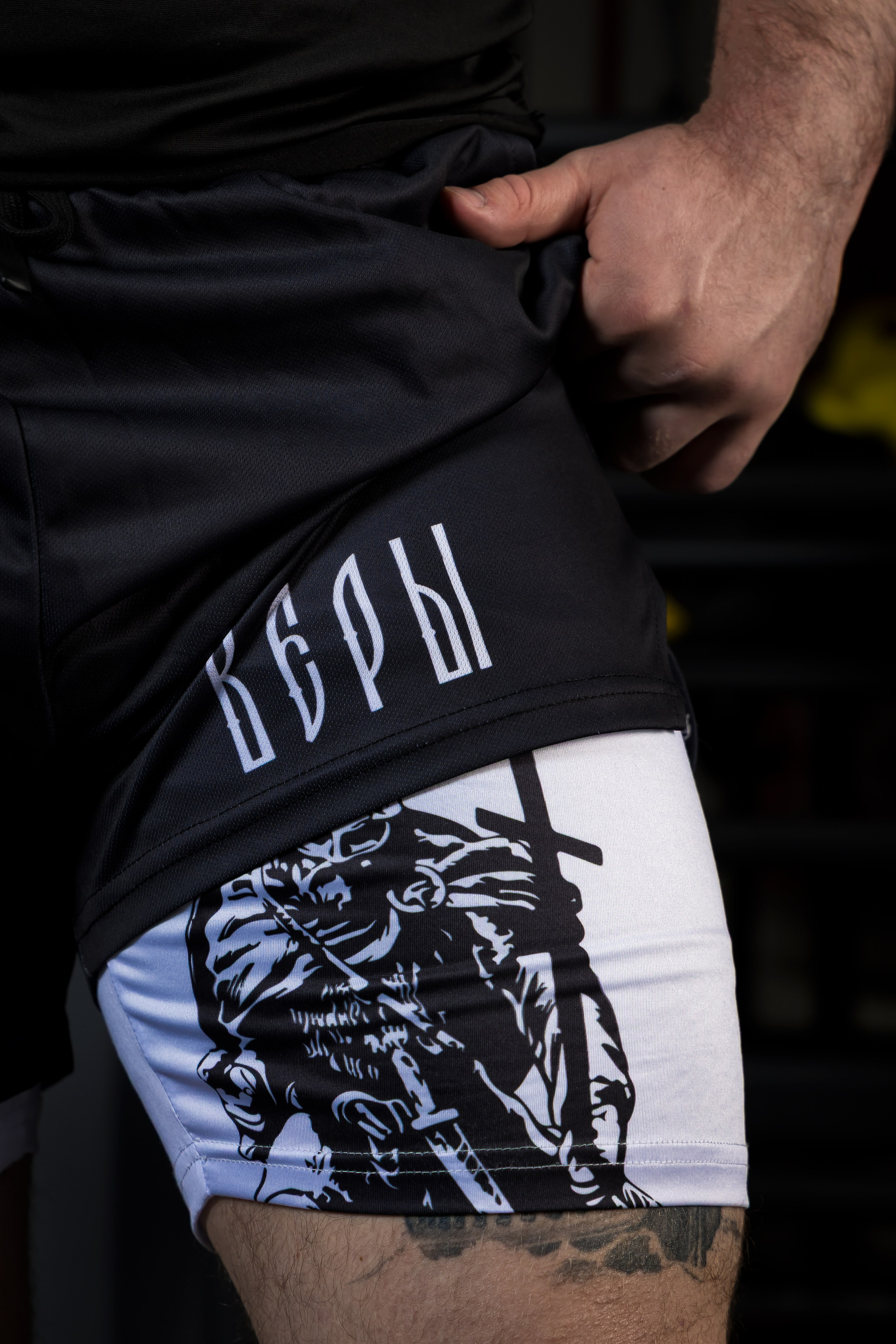 Спортивный инвентарь. Photomantis