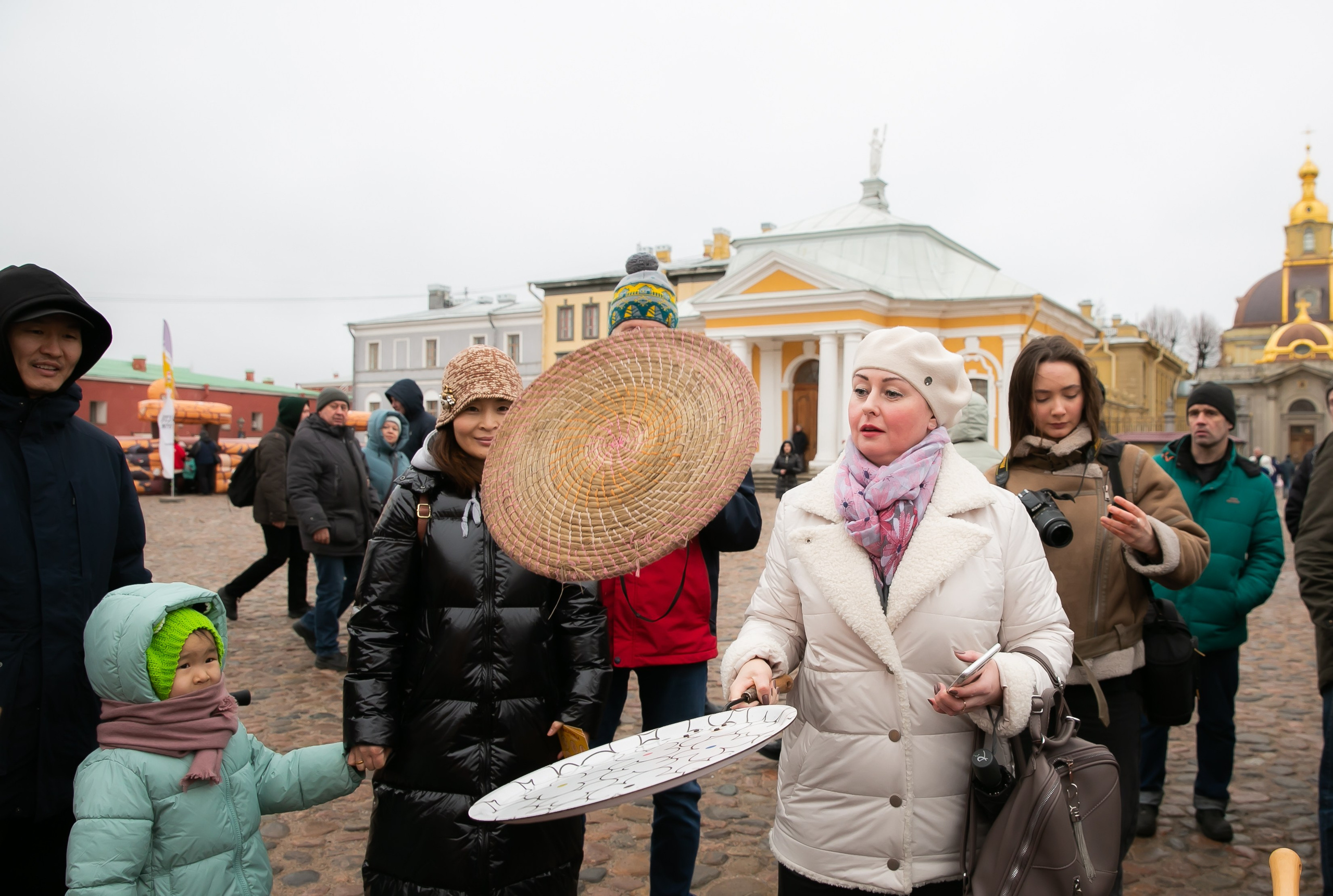 Масленица 2024 Петропавловская крепость. Семейный и портретный фотограф в Санкт-Петербурге Ольга Станкова