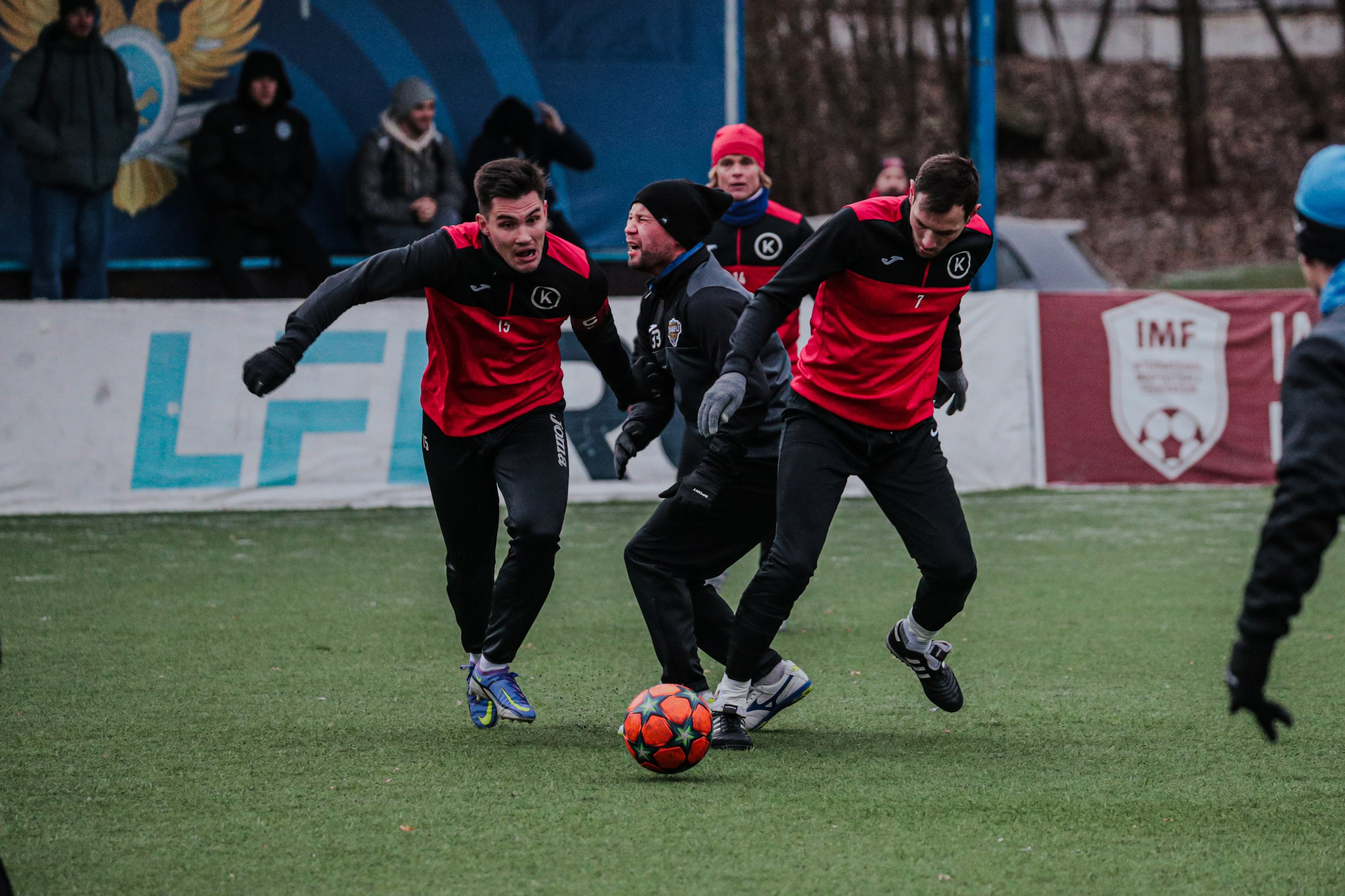Футбол, ЛФЛ. Фотограф в Москве портреты | репортажи | спорт