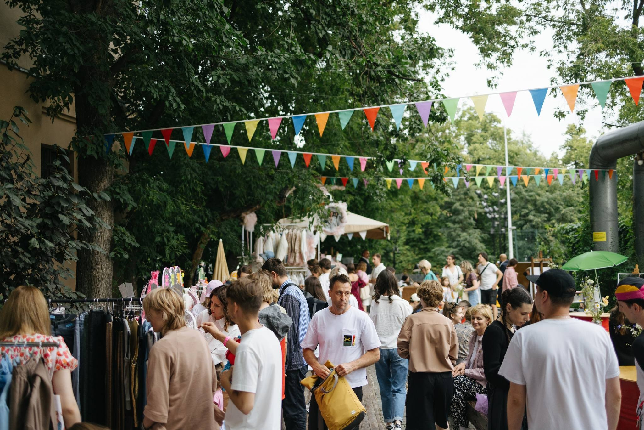 22–23 июня 2024 в пространстве YAUZA / День 2 / фото Валера Белобеев. Фотоотчеты «Ламбада-маркета»