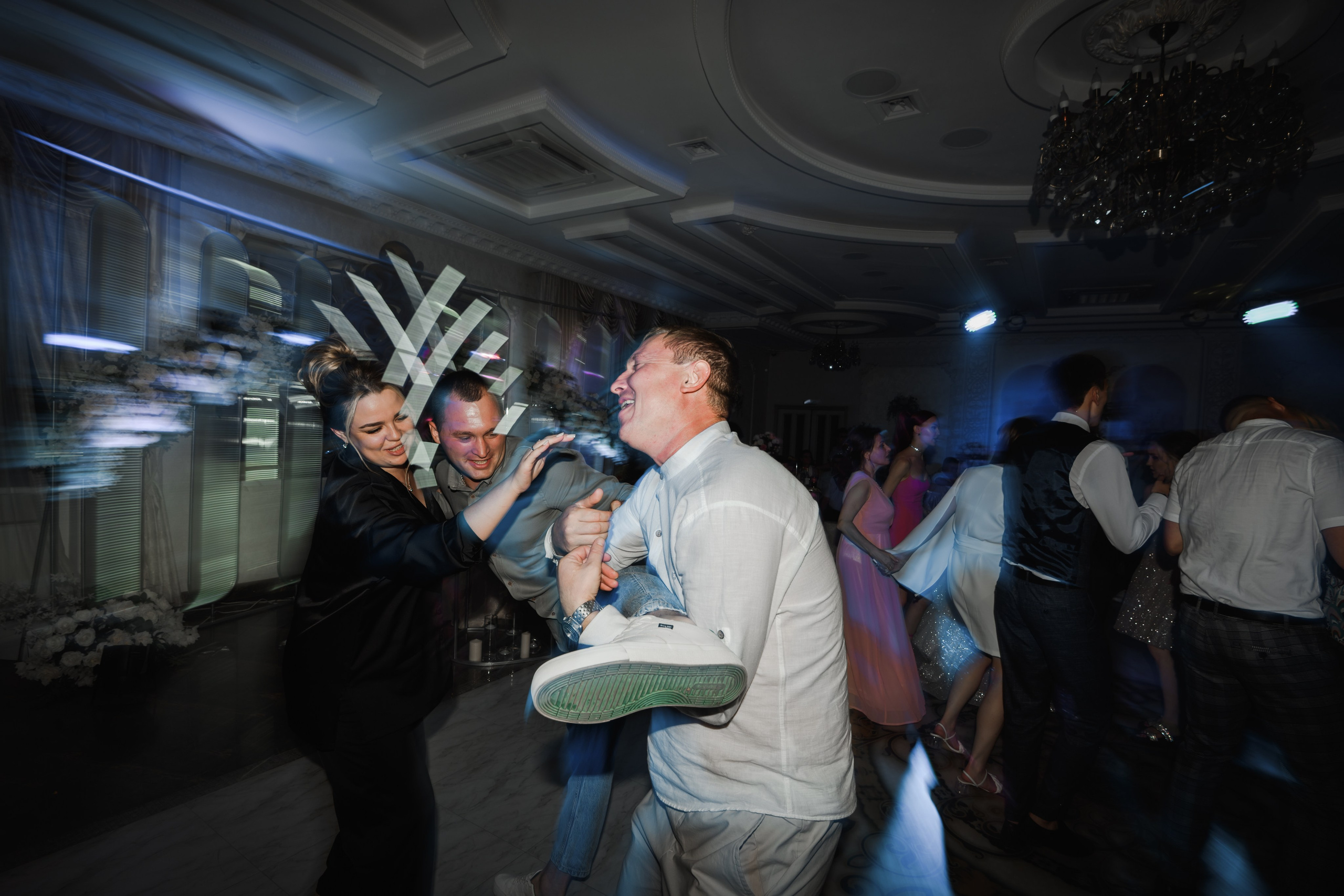 B & A. Свадебный фотограф в г. Астрахань. Так же выезжаю в другие города