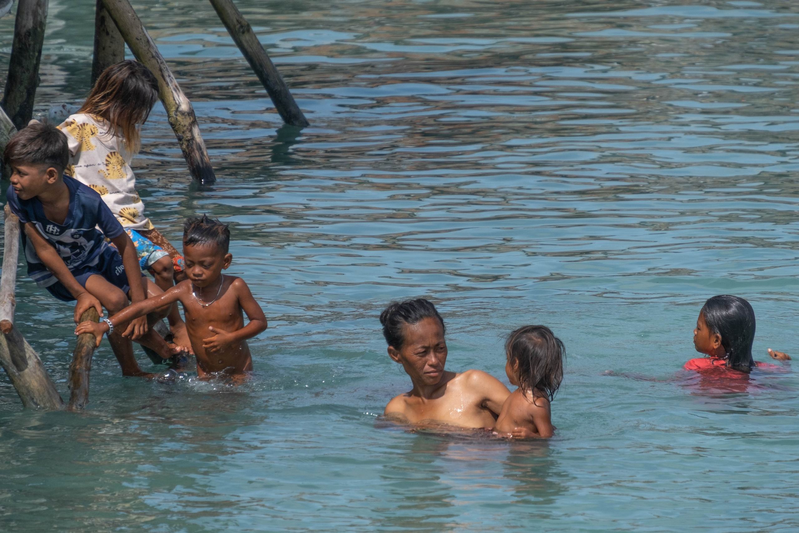 Остров. Цыгане. Фотографии из путешествий