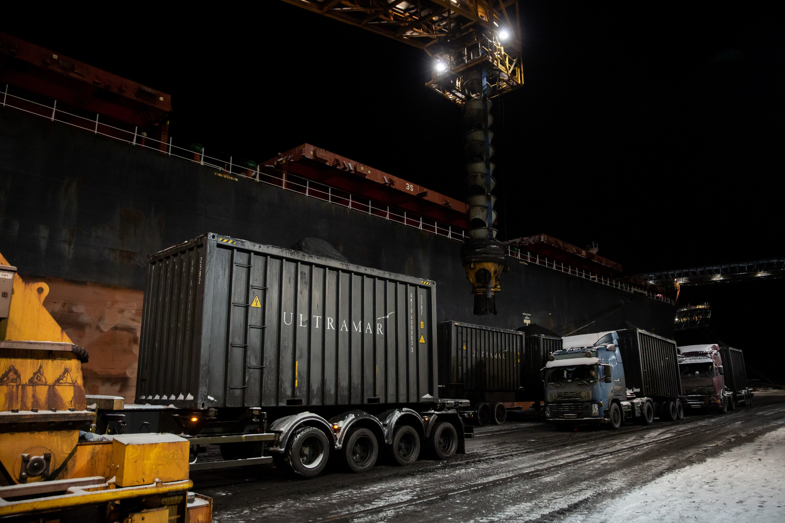 Зимняя разгрузка ULTRAMAR. Снимаю съемки