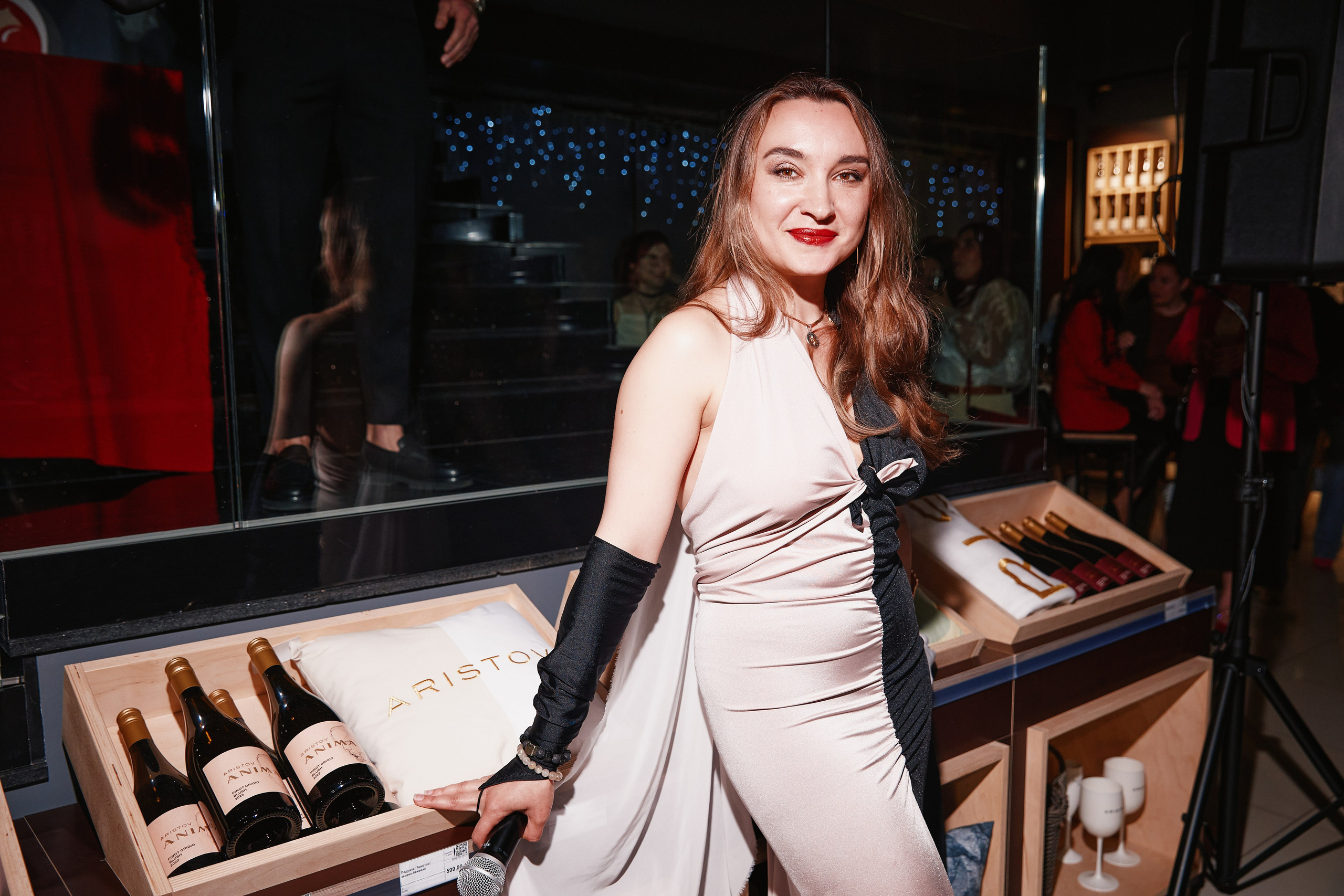 Иммерсивный спектакль в Винном клубе CHATEAU TAMAGNE 21.05. Свадебный репортажный фотограф краснодар максим дремов дрёмов фотосессия студия цена