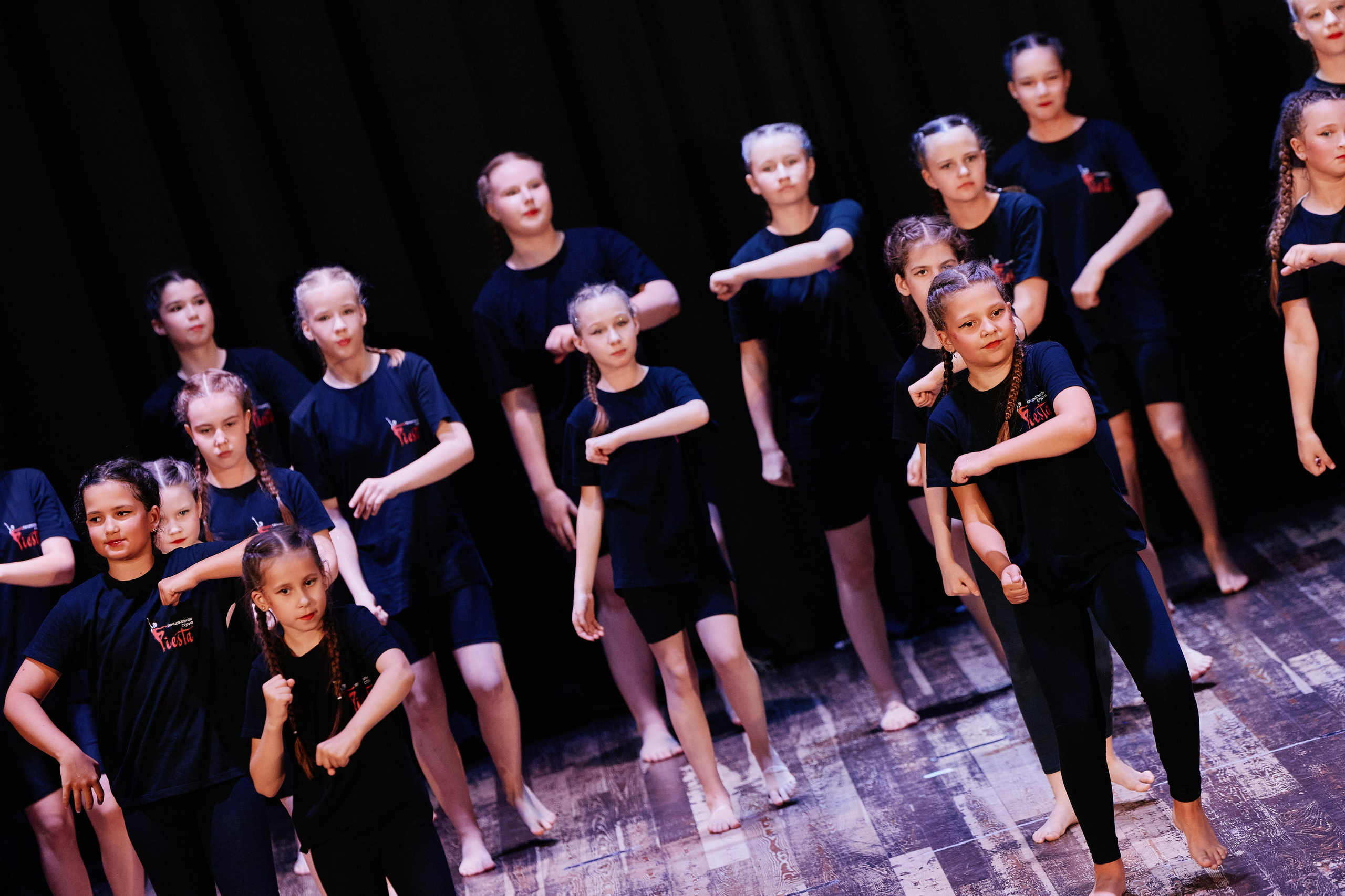 Концерт танцевальной студии Фиеста 08.06. Свадебный репортажный фотограф краснодар максим дремов дрёмов фотосессия студия цена