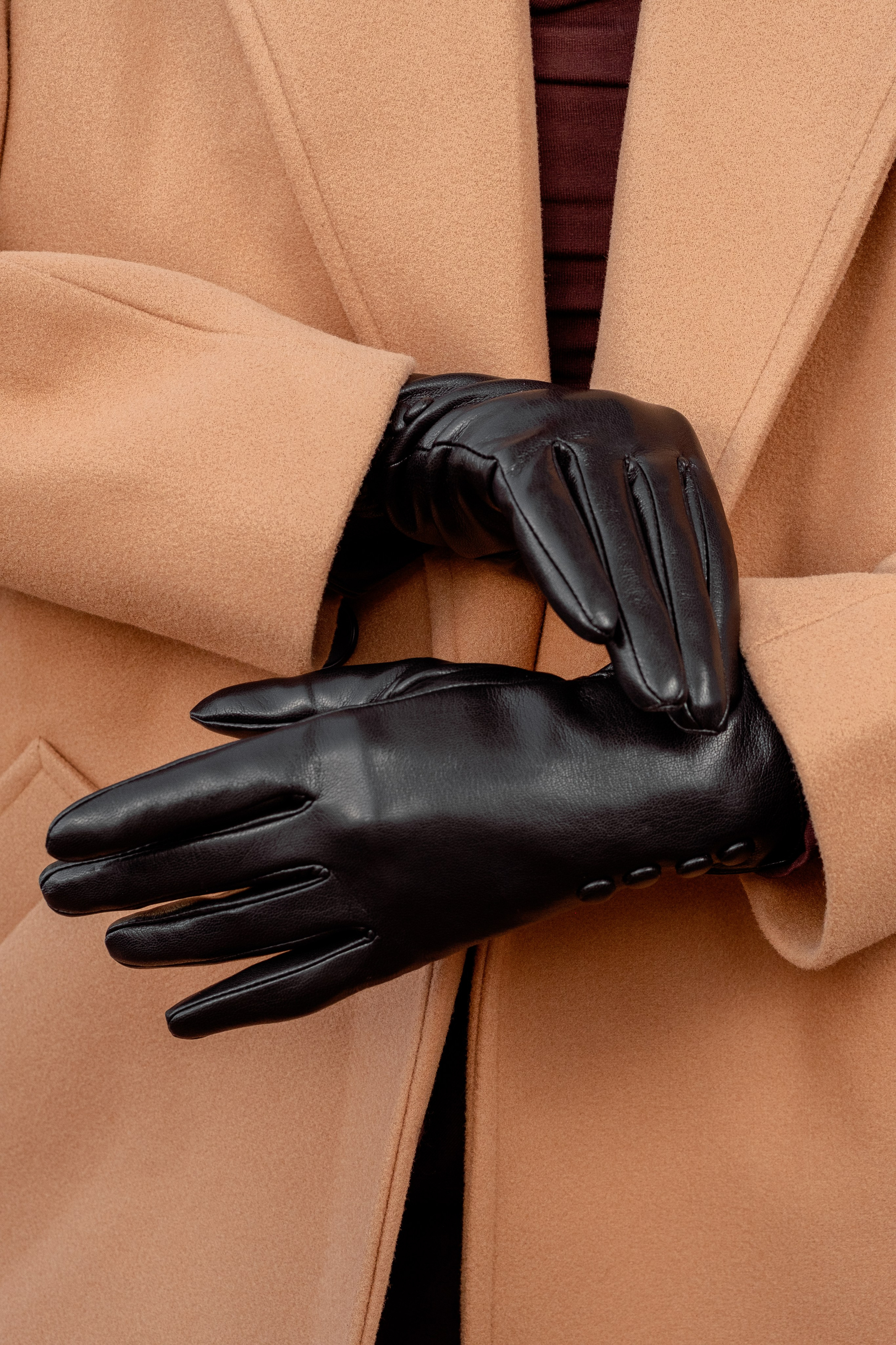 Подготовка к каталожной съемке в Санкт-Петербурге. Фотосессия для маркетплейсов