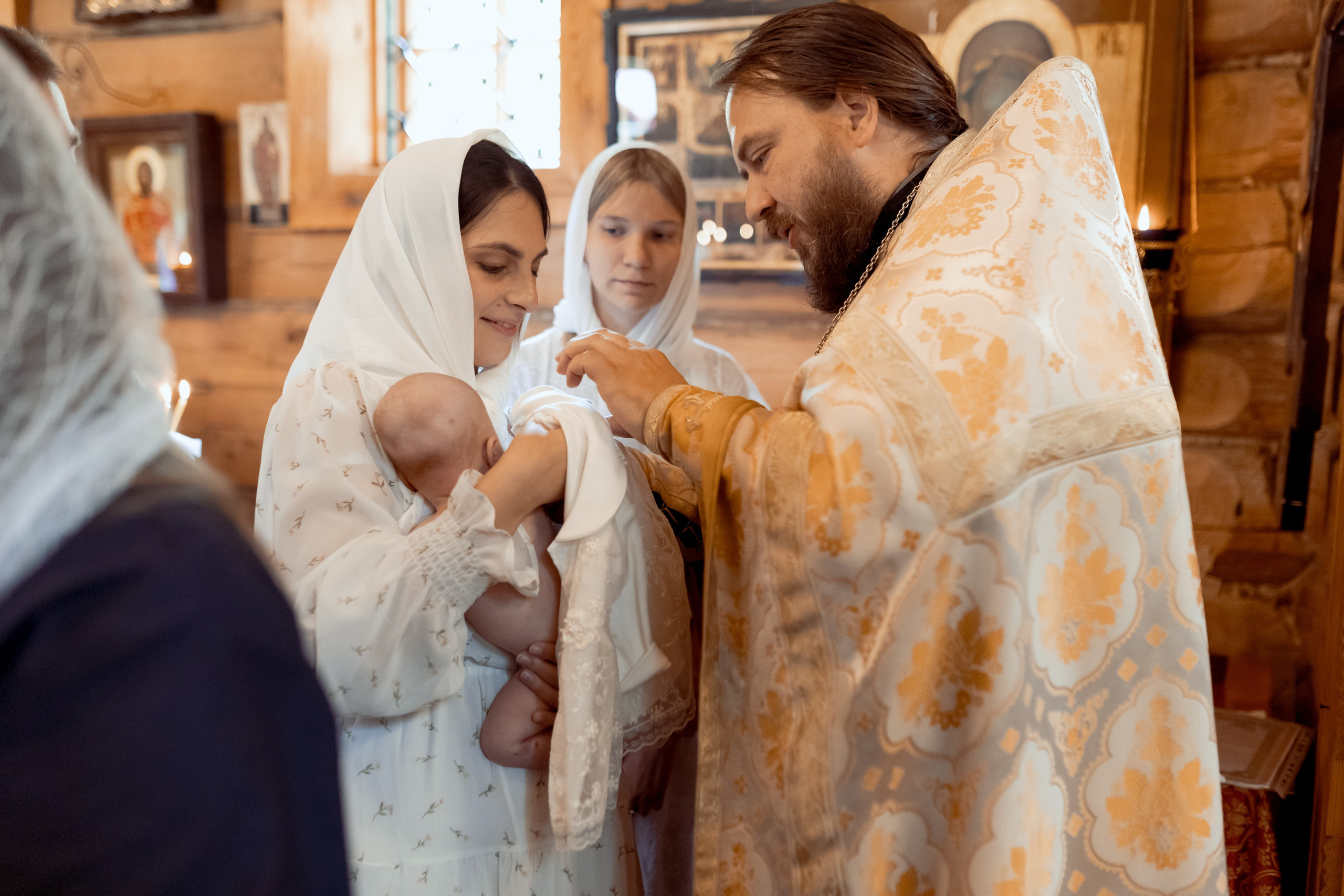 Крещение в Храме святых Новомучеников и Исповедников Российских. Фотограф Валерия Горбунова Подольск Бутово Видное Щербинка