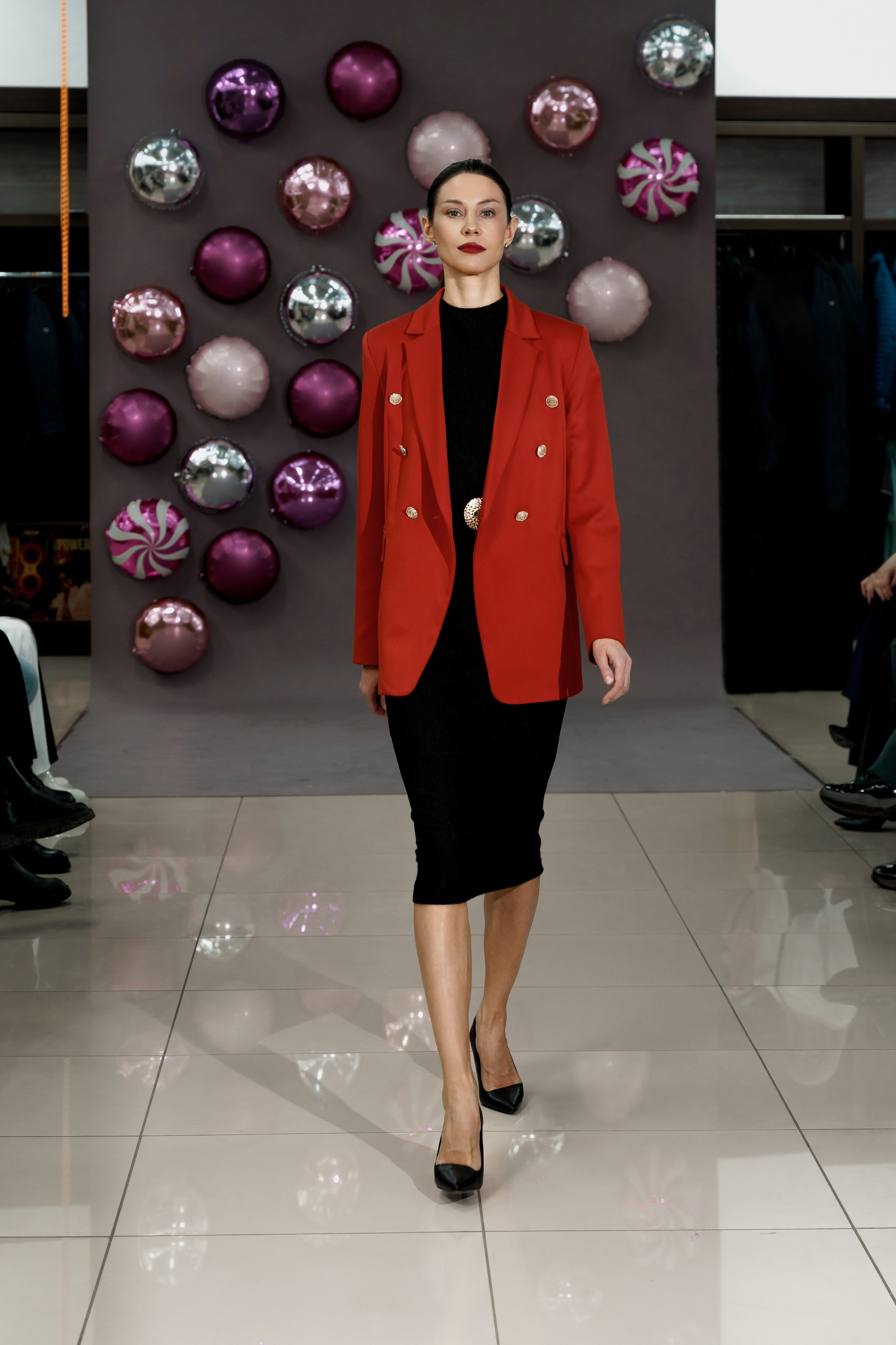 Фотосъемка показа мод для бренда. Фотограф Ким Наталья в Красноярске