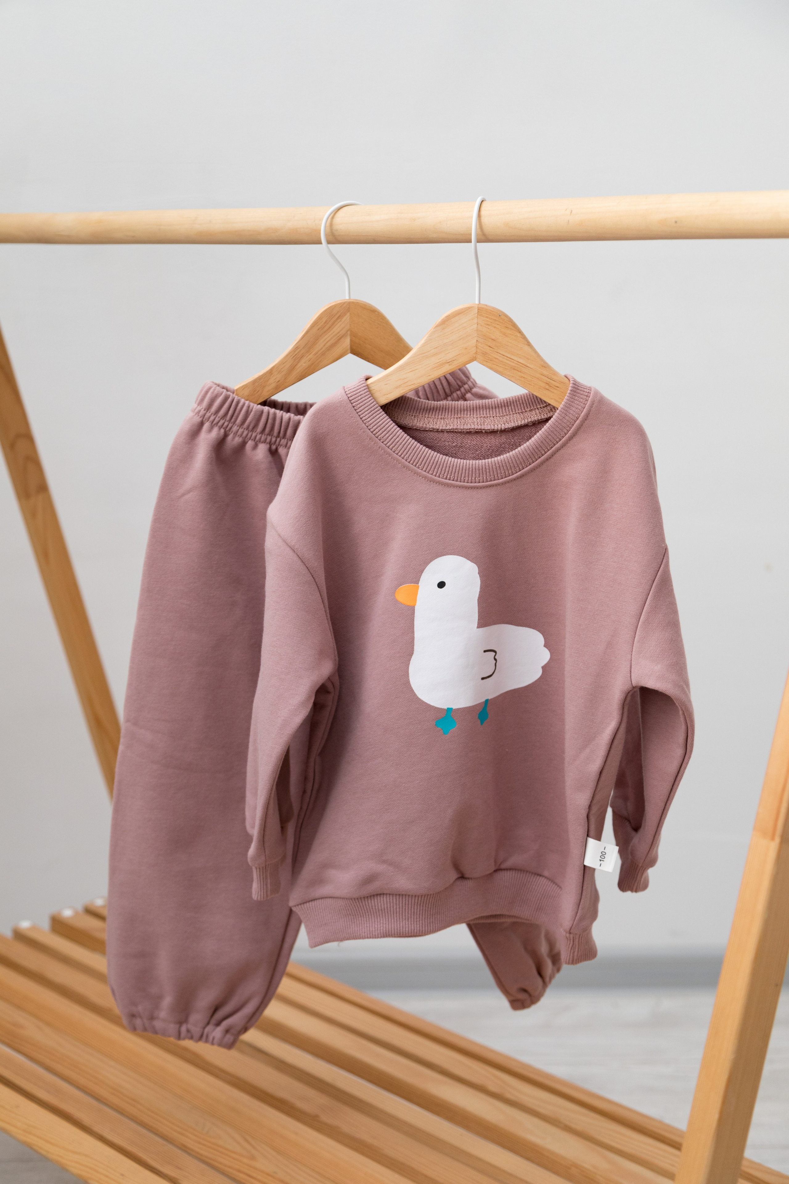 Фотосессия детской одежды для маркетплейсов Wildberries, Ozon. Детский и контент фотограф Надя Волкова Санкт-Петербург