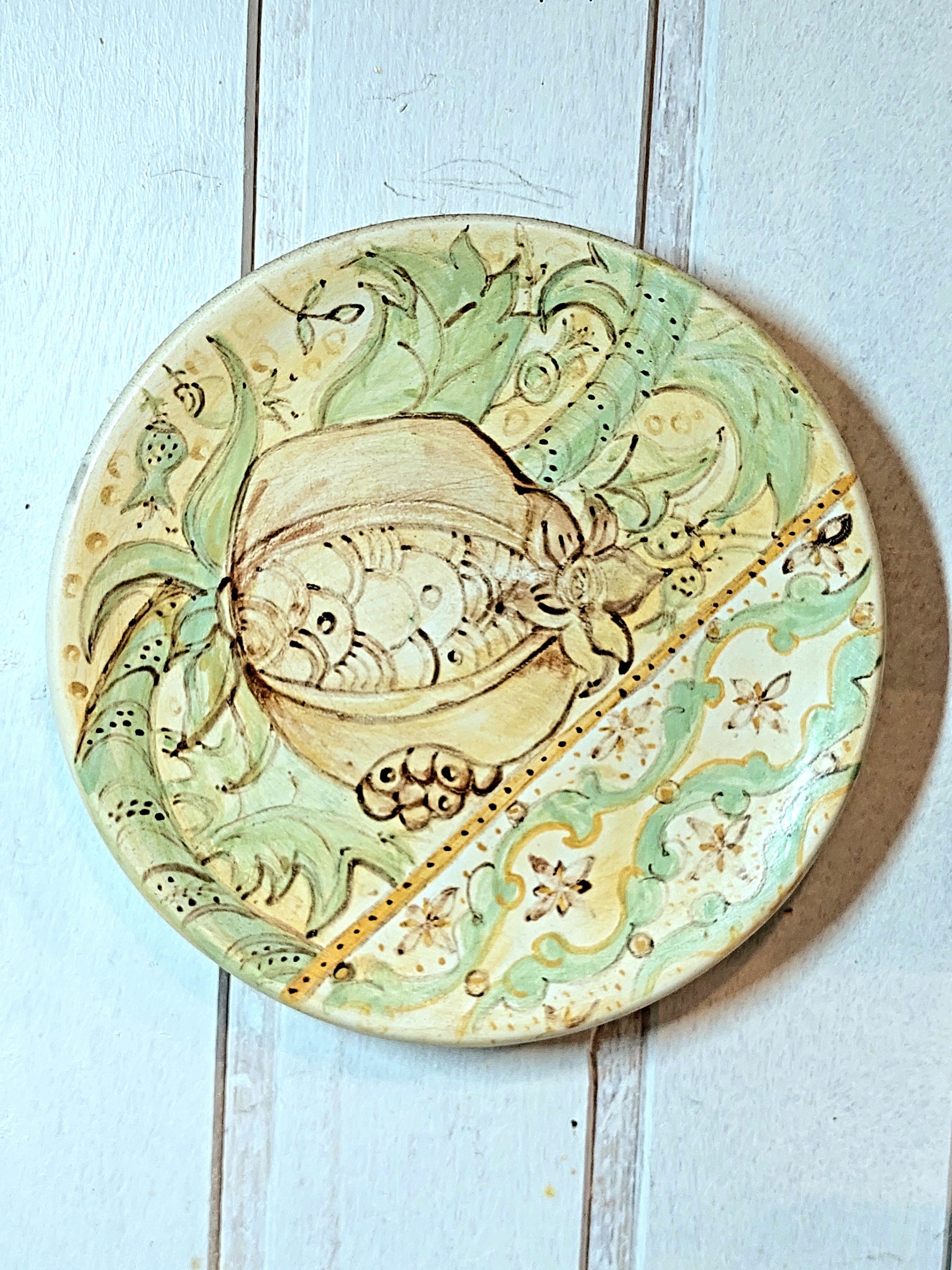 Тарелка с гранатом. Керамика с историей. Елена Рогалёва