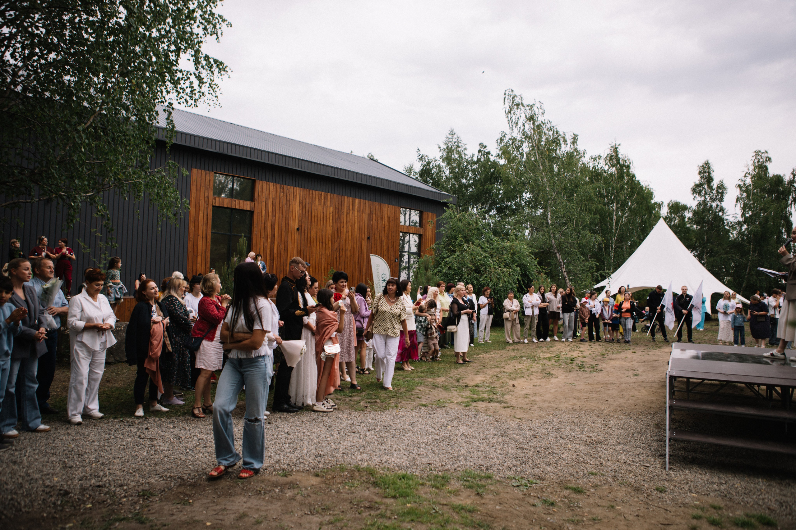 Фестиваль к Дню семьи, любви и верности. Фотограф в Иркутске Анастасия Кись. Студийная фотосессия беременности в тканях Иркутск. Семейная фотосессия, ПОРТРЕТ «ПОКОЛЕНИЕ»