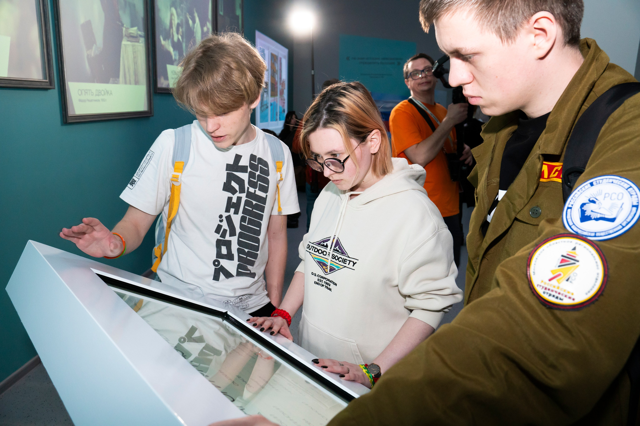 Международная выставка-форум «Россия». Репортажный фотограф — Александр Пода