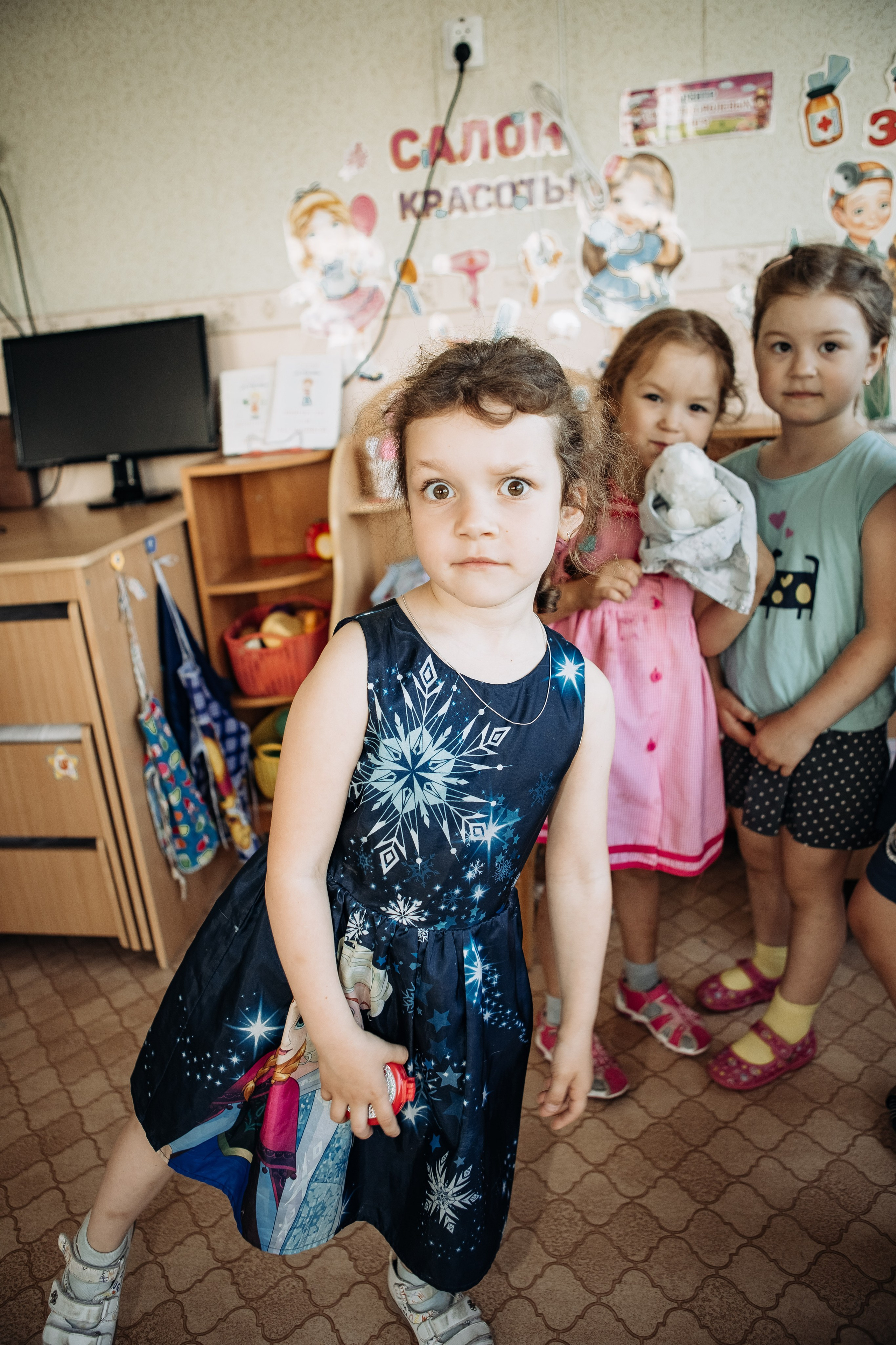 Съемка в саду, лето. Свадебный семейный фотограф в Санкт-Петербурге СПб Евгения Гинзбург