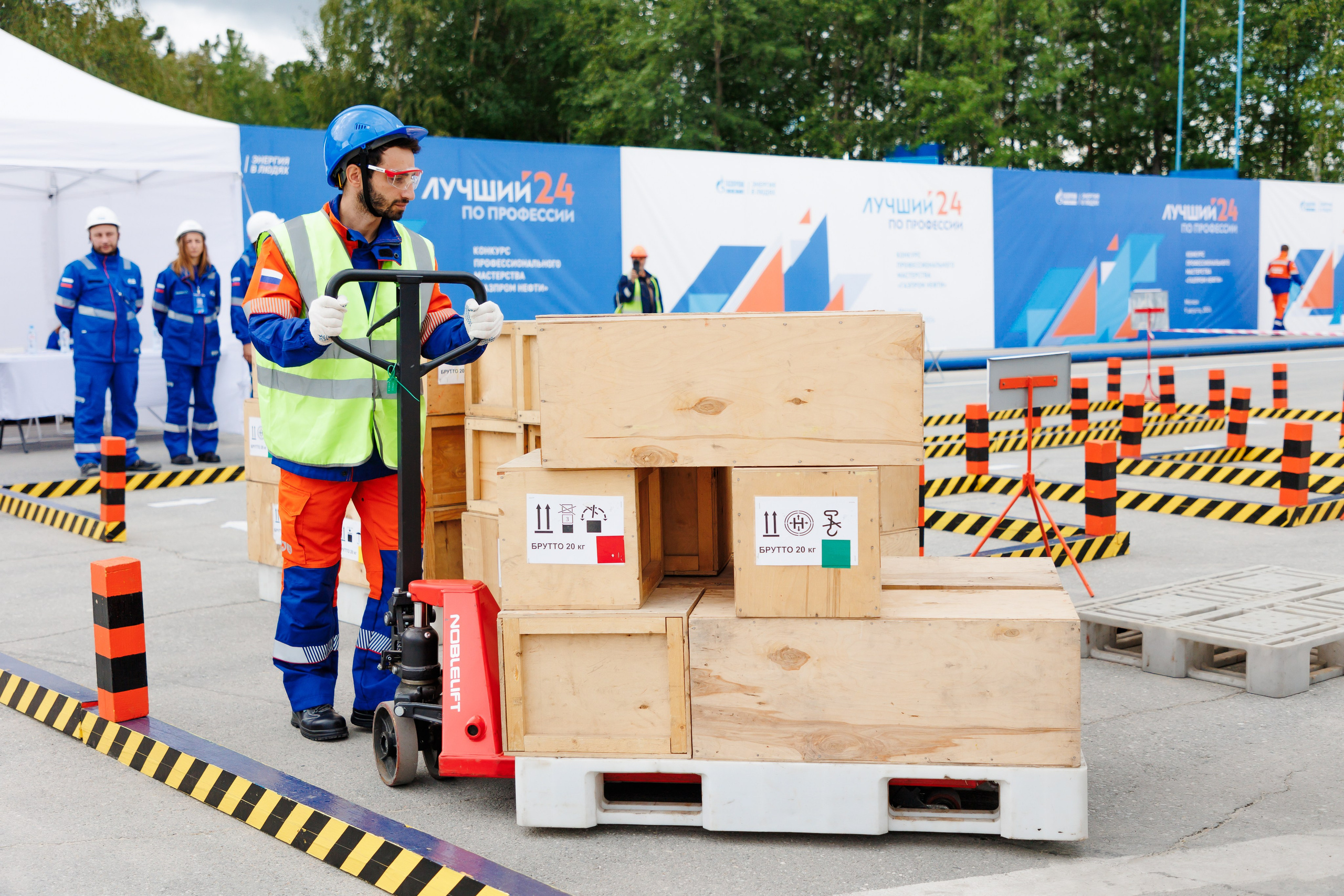 Конкурсы профессионального мастерства. Репортажный фотограф Александр Чусь