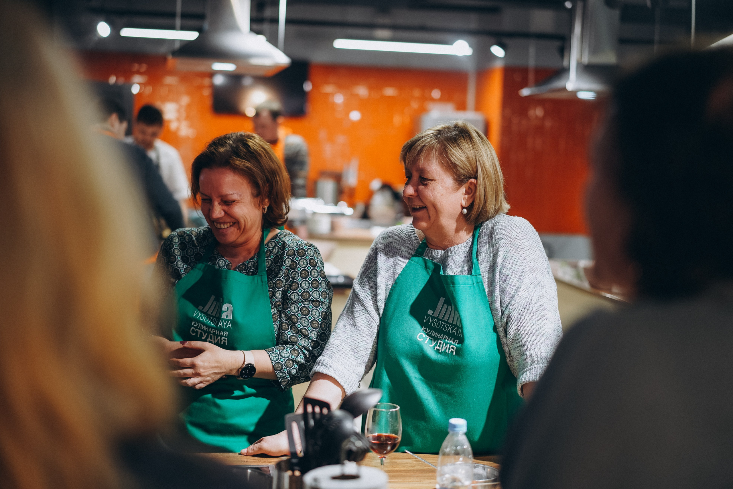 Репортаж с кулинарной студии Юлии Высоцкой. Портретный фотограф в Москве Илья Корненков
