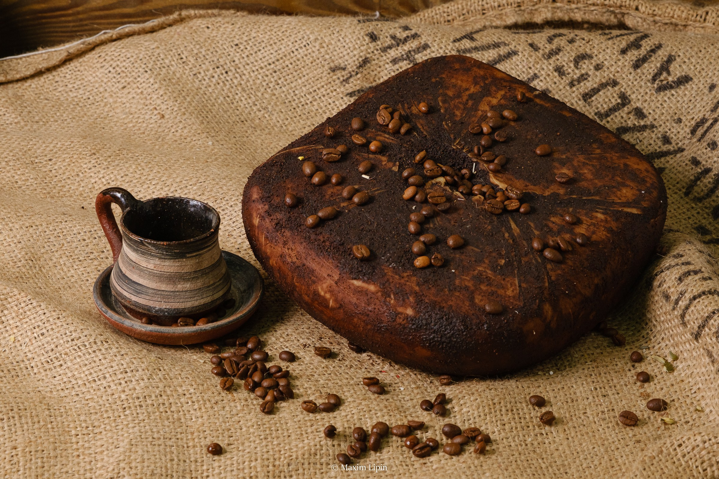 сыр с кофейными зернами 