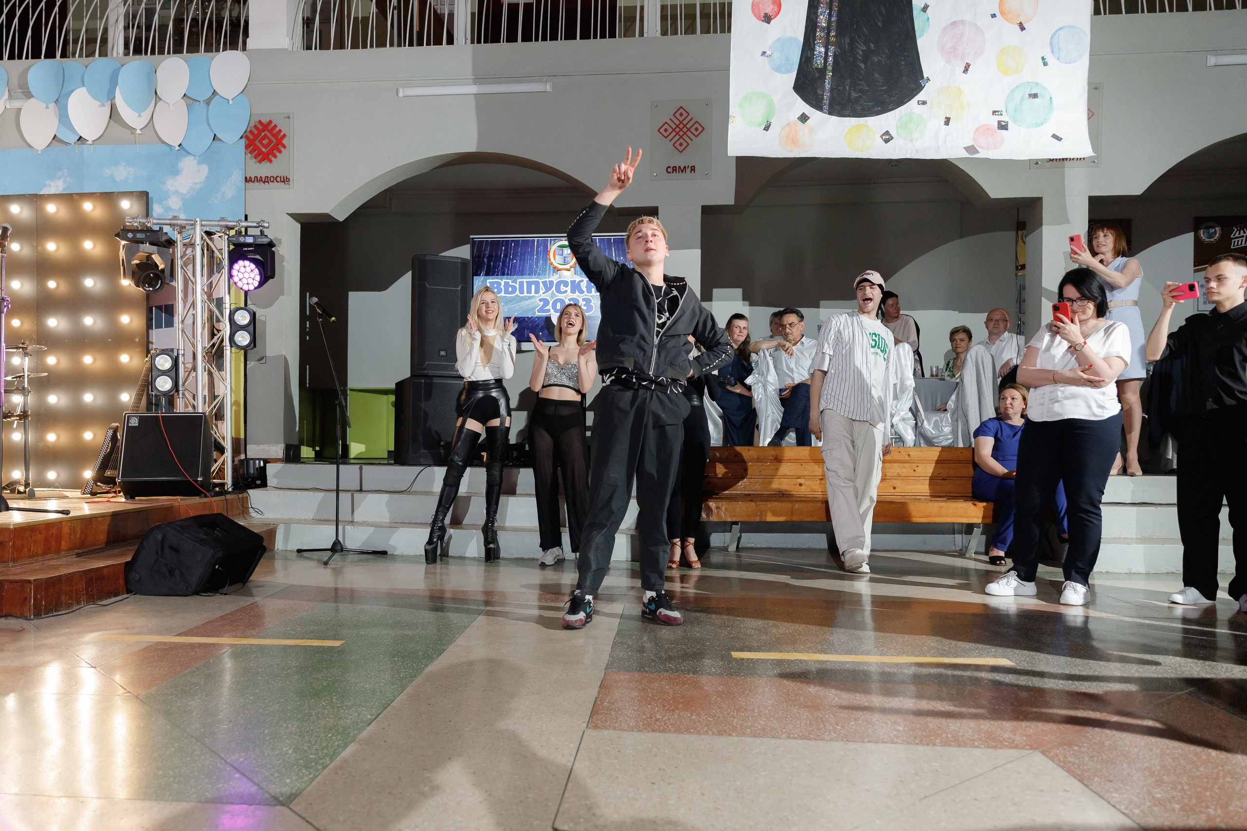 Школьный выпускной 2023 год в Минске. Свадебный фотограф в Минске/Беларуси Сергей Спиридонов
