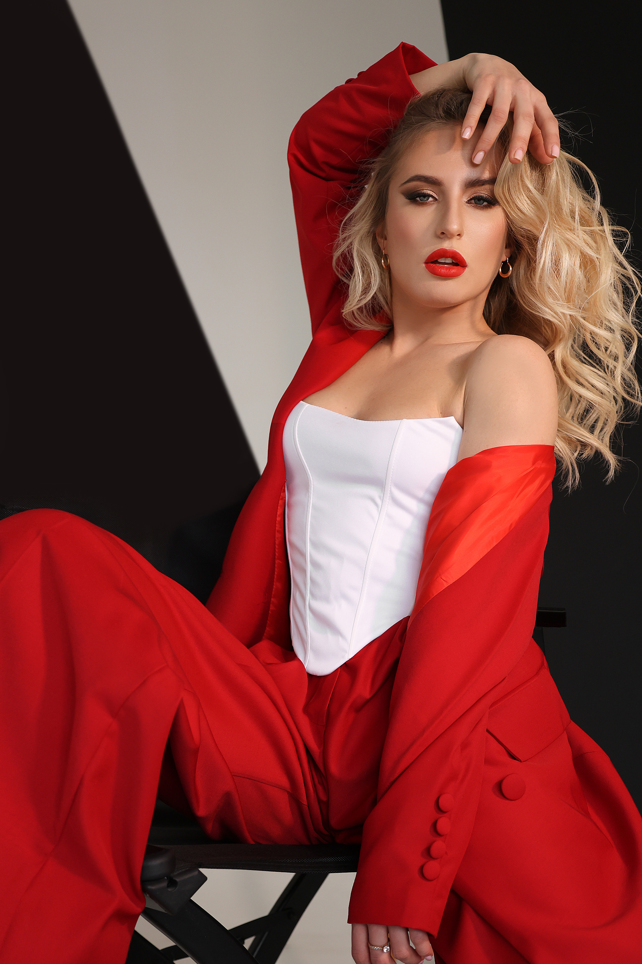 КРАСНЫЙ — ЭТО ВЫЗОВ! ТЫ ГОТОВА К ВЕЧНОМУ ВНИМАНИЮ?. Свадебный фотограф в Евпатории и в Крыму, Love story, женский портрет