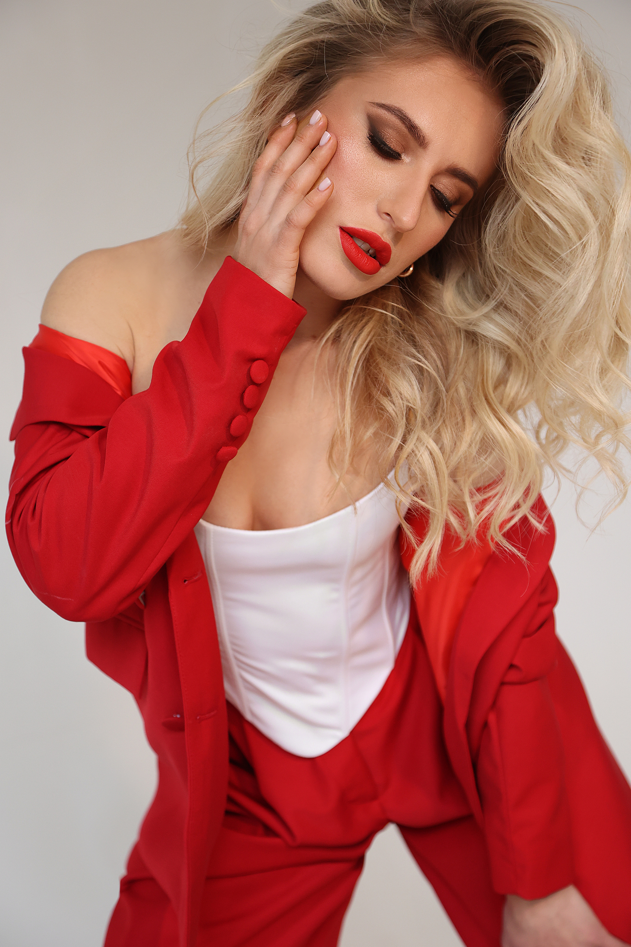 КРАСНЫЙ — ЭТО ВЫЗОВ! ТЫ ГОТОВА К ВЕЧНОМУ ВНИМАНИЮ?. Свадебный фотограф в Евпатории и в Крыму, Love story, женский портрет