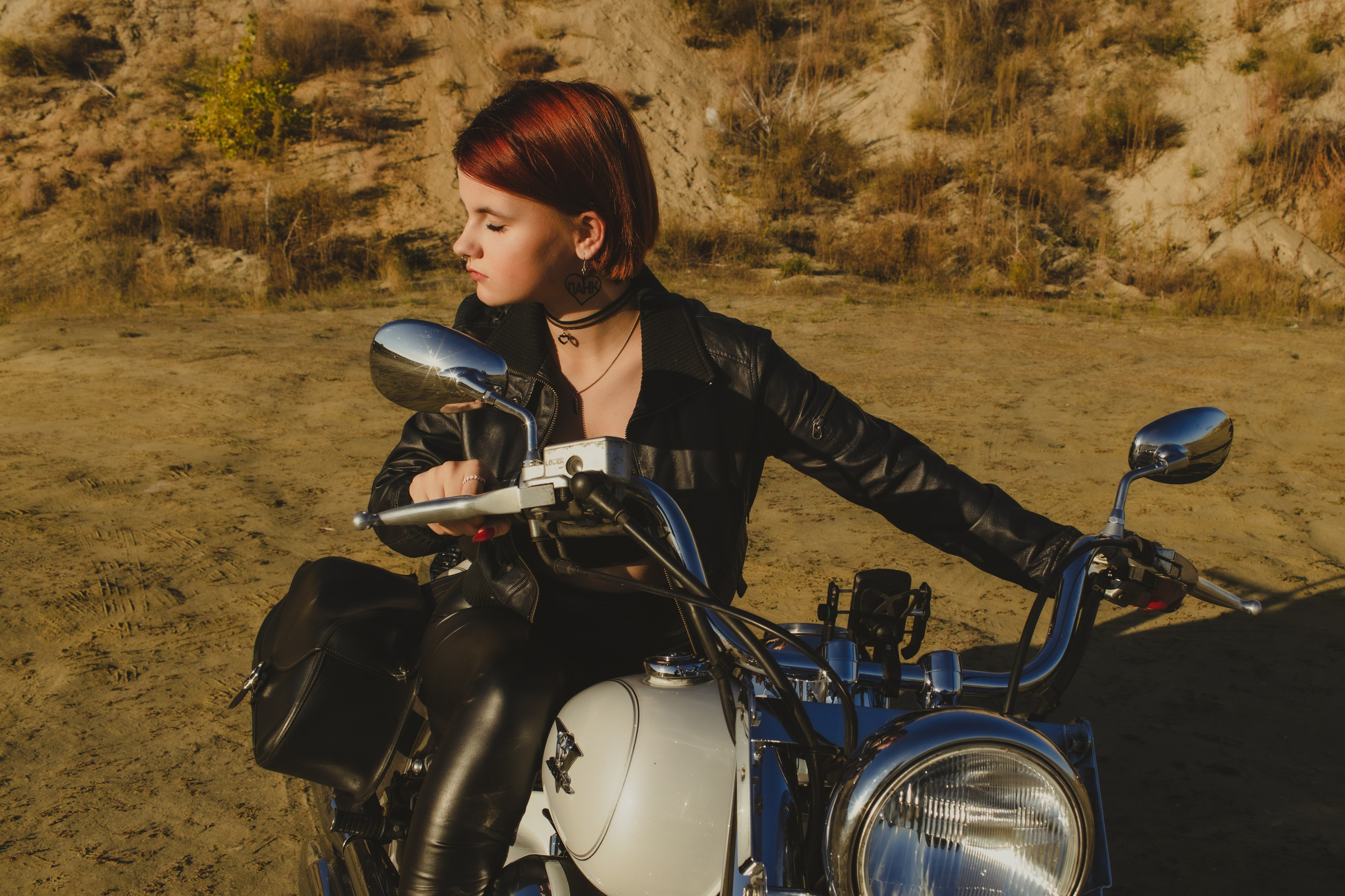 MOTOGIRL. Фотограф Софья Васильковская